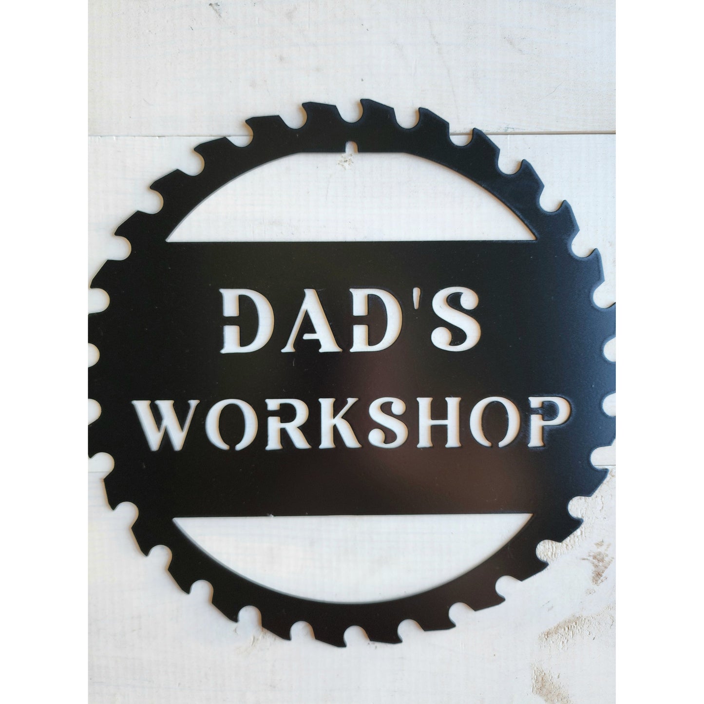 Saw Blade Workshop Sign – 12"Custom Name Metal Sign for Woodworkers & DIYers