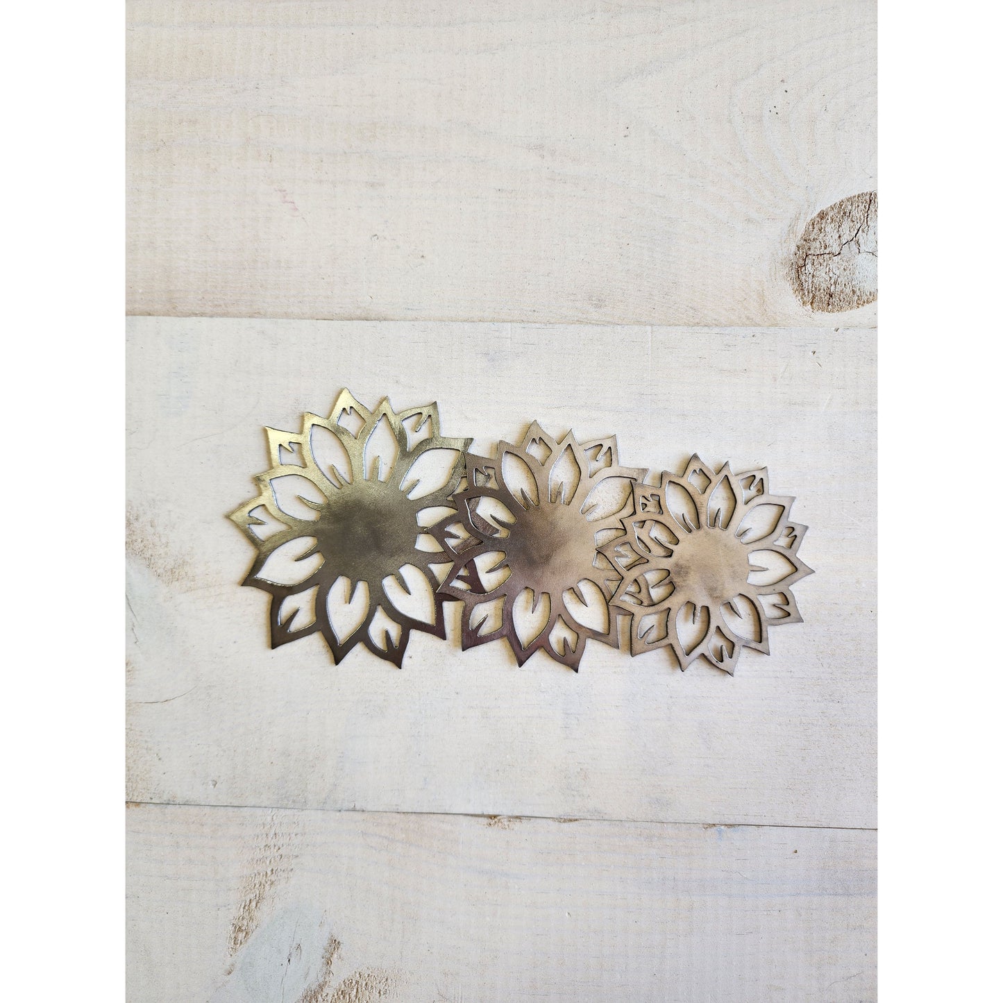 Sunflower Metal Candle Topper – Stylish Candle Lid for Jar Candles