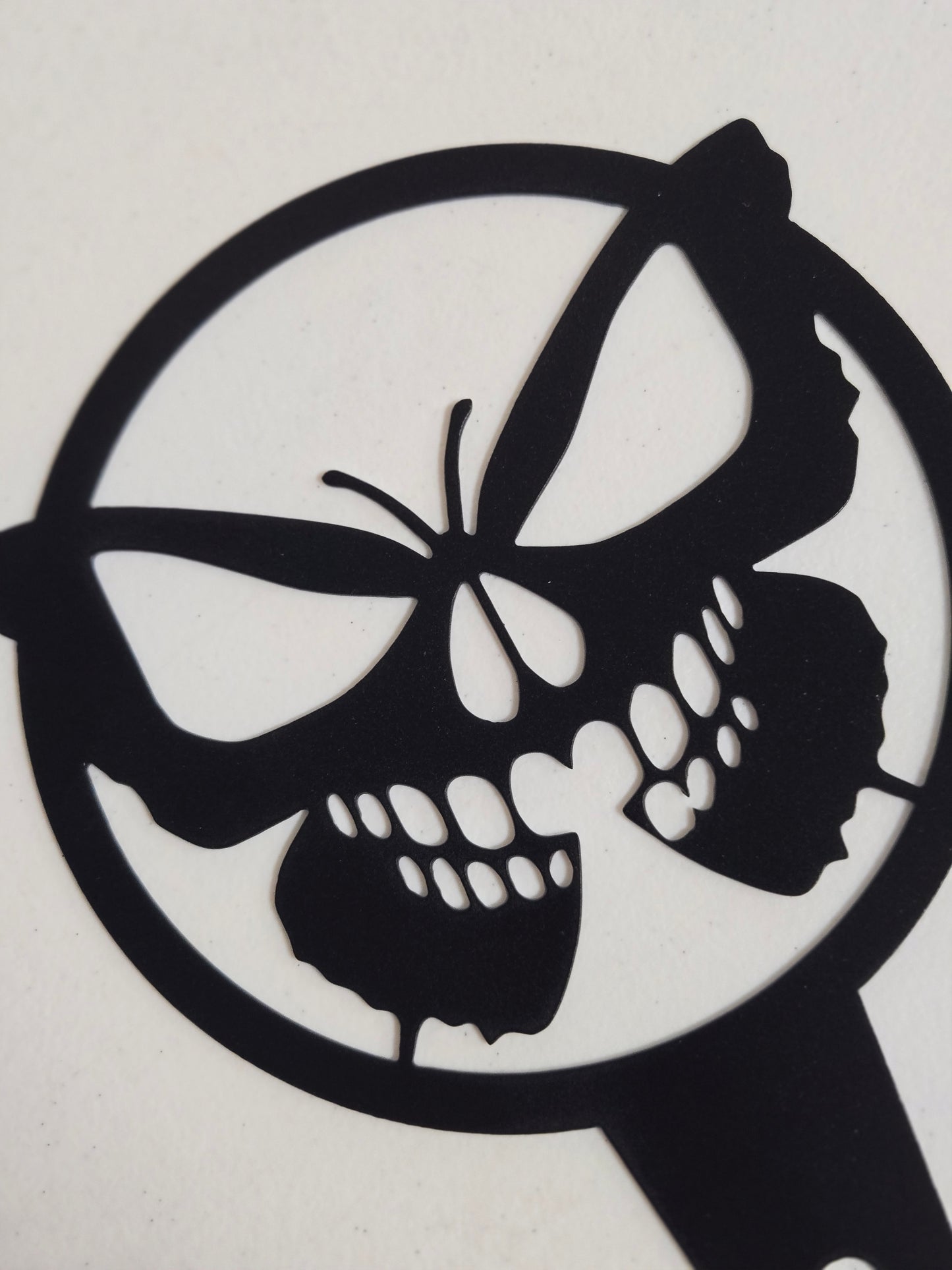 Skull Butterfly Metal Garden Stake – Gothic Decor for Wall, Garden, or Patio