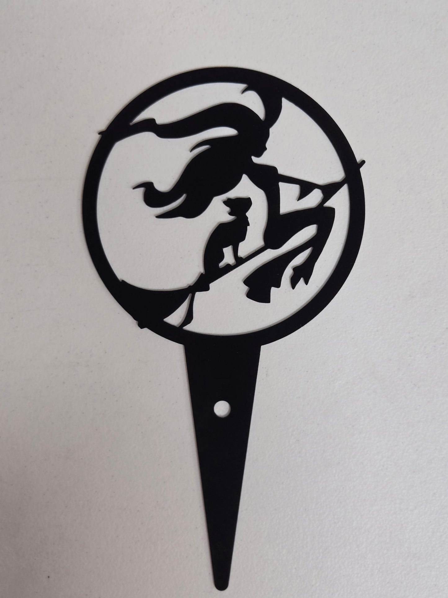 Midnight Flight – Witch and Cat on Broom Metal Plant Stake, 6" Round Garden Decor for Halloween or Witchy Plant Lovers
