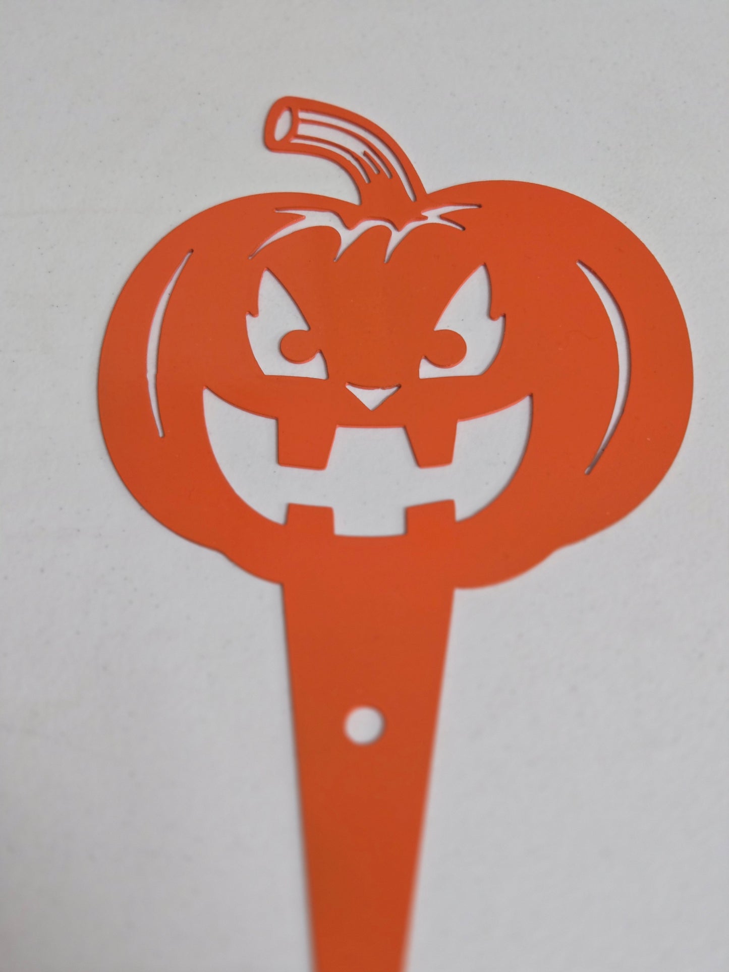 Grinning Jack-O'-Lantern Pumpkin Garden Stake – Orange Metal Halloween Decor