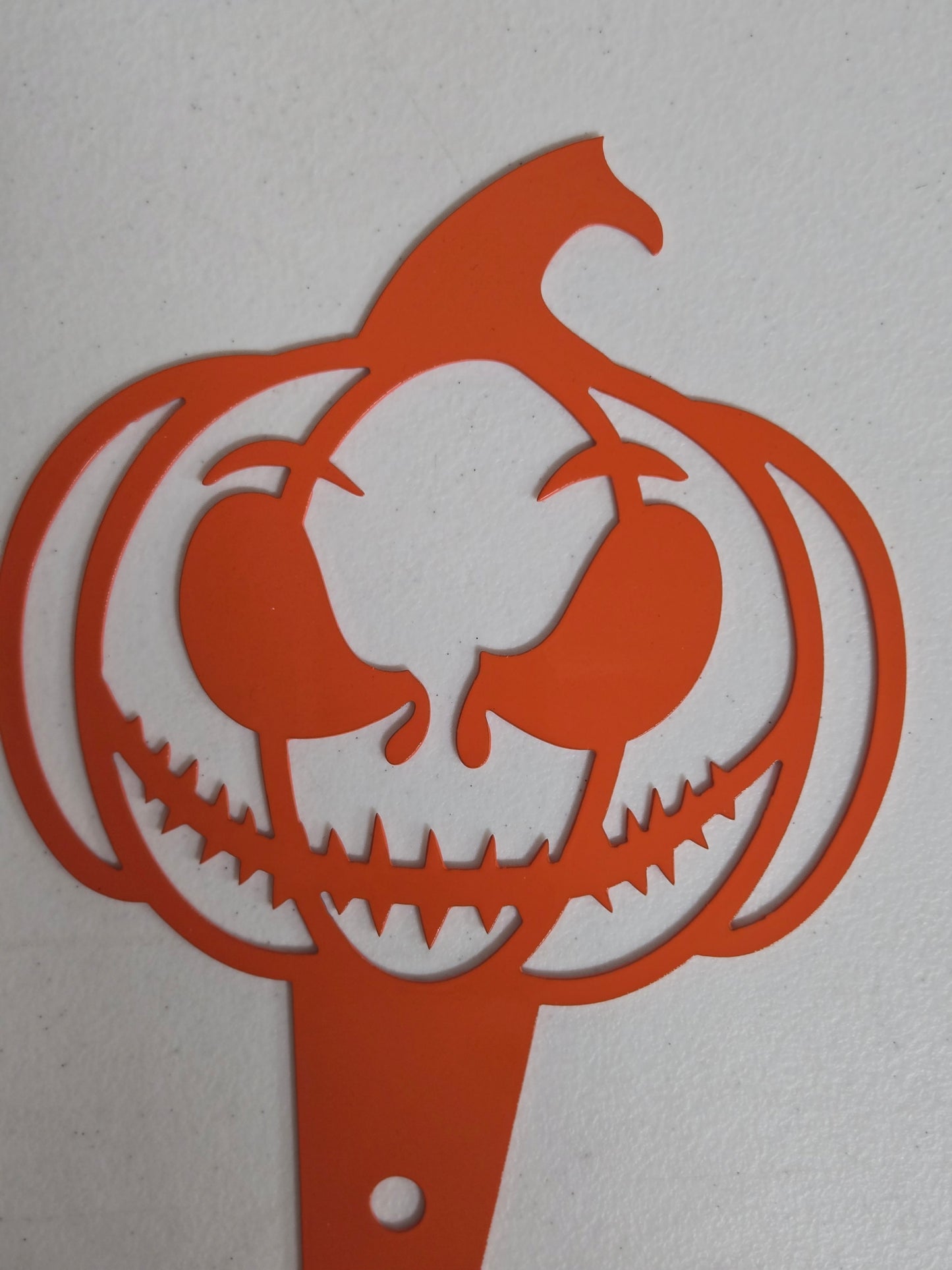Sinister Pumpkin Metal Garden Stake – Halloween Yard and Garden Decoration