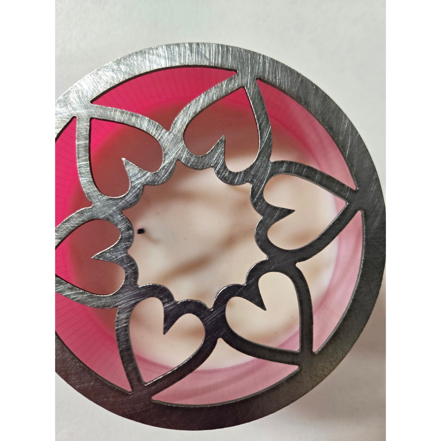 Circle of Hearts Candle Topper – Decorative Metal Jar Candle Lid & Romantic Candle Accessory
