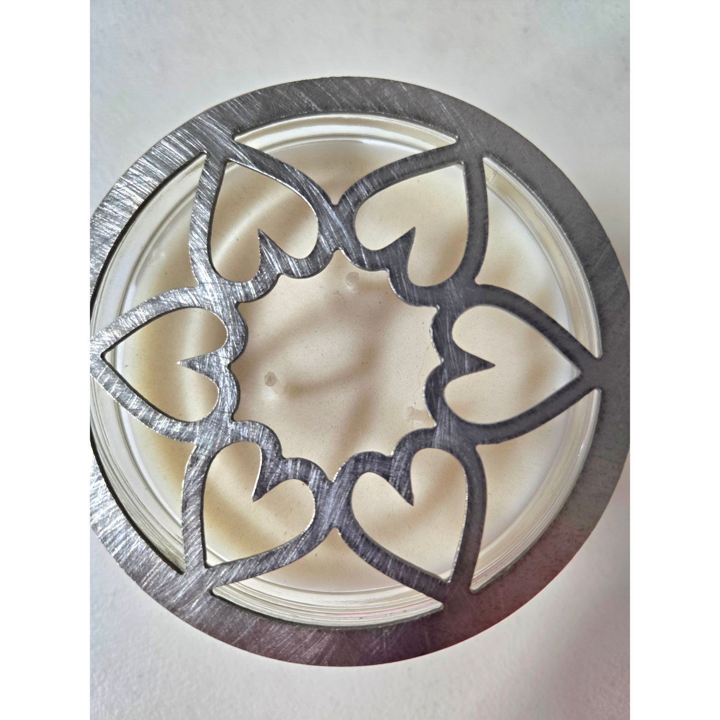 Circle of Hearts Candle Topper – Decorative Metal Jar Candle Lid & Romantic Candle Accessory