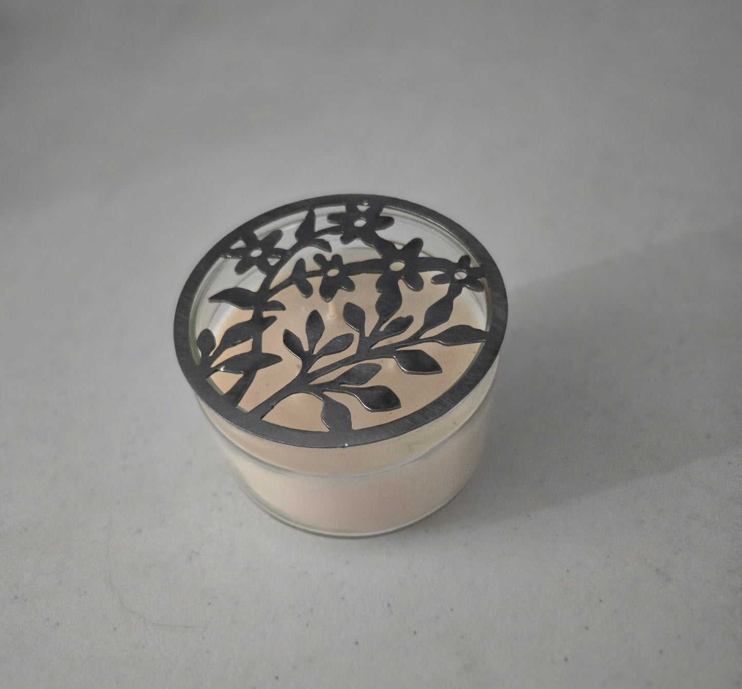 Flower Garden Candle Topper – Vibrant Floral Candle Decoration