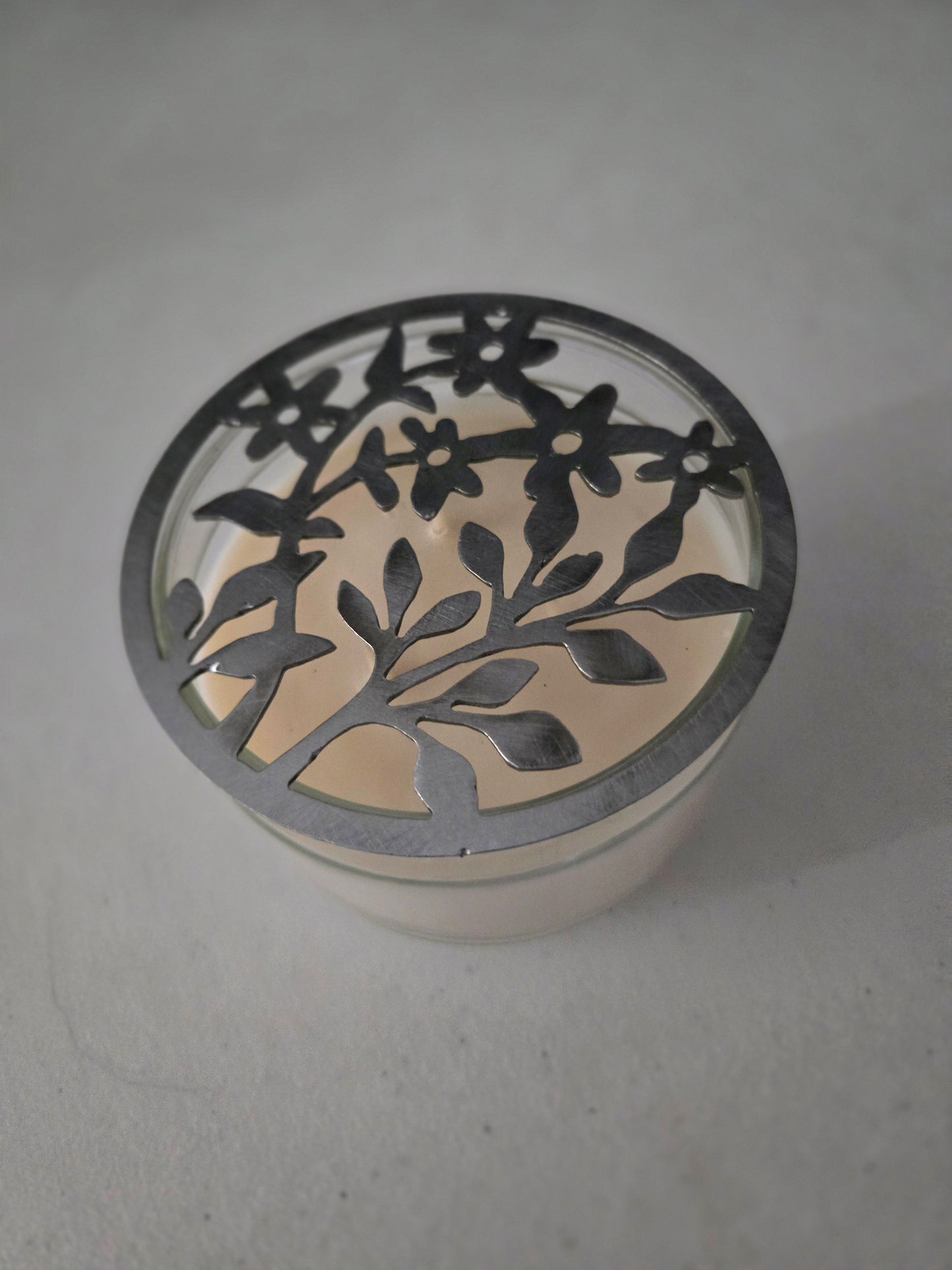 Flower Garden Candle Topper – Vibrant Floral Candle Decoration