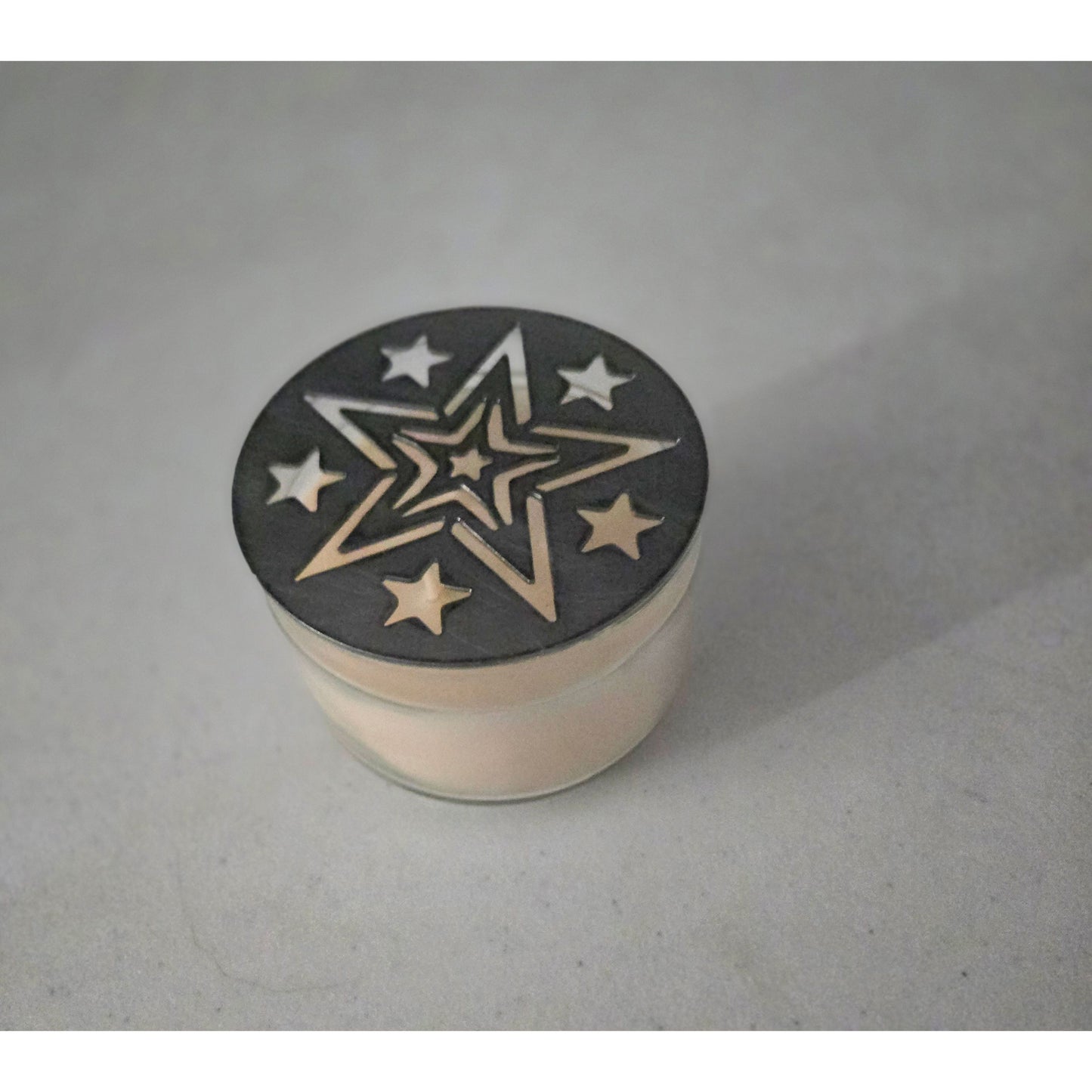 Rustic Star Candle Topper – Metal Jar Candle Lid with Layered Stars – Farmhouse, Country, and Western Candle Décor