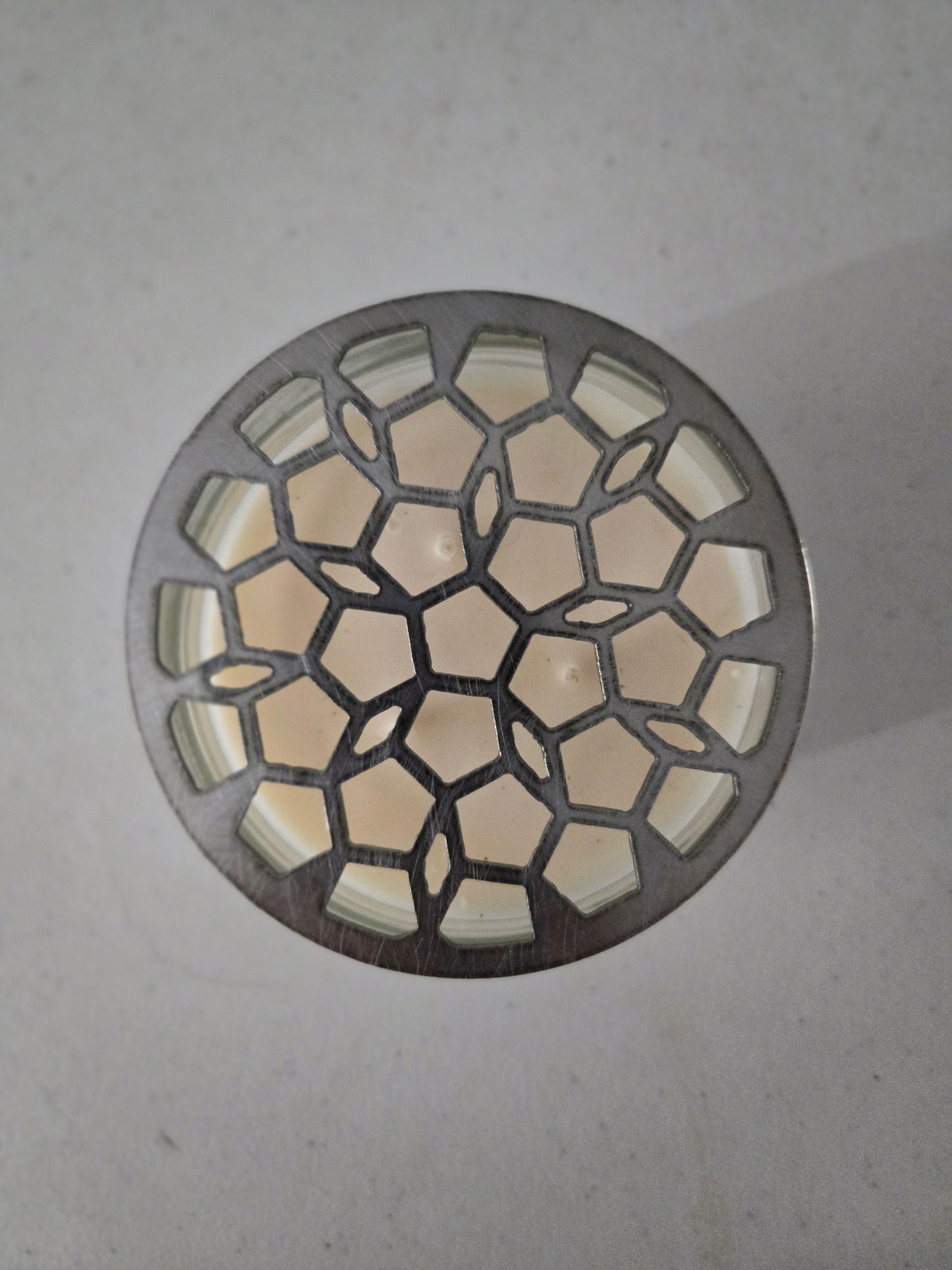 HexaGlow Candle Topper – Modern Geometric Jar Candle Accessory