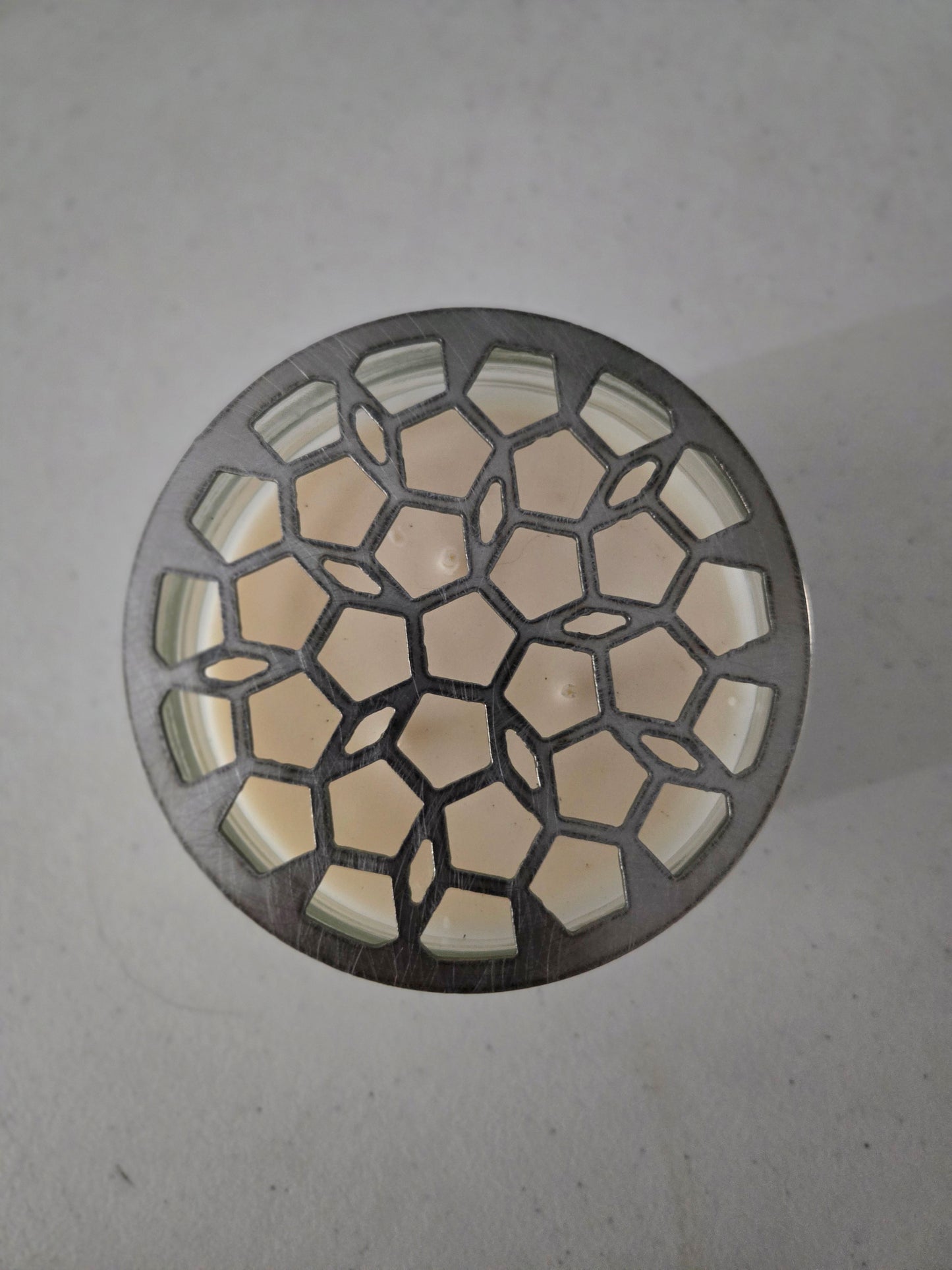 HexaGlow Candle Topper – Modern Geometric Jar Candle Accessory