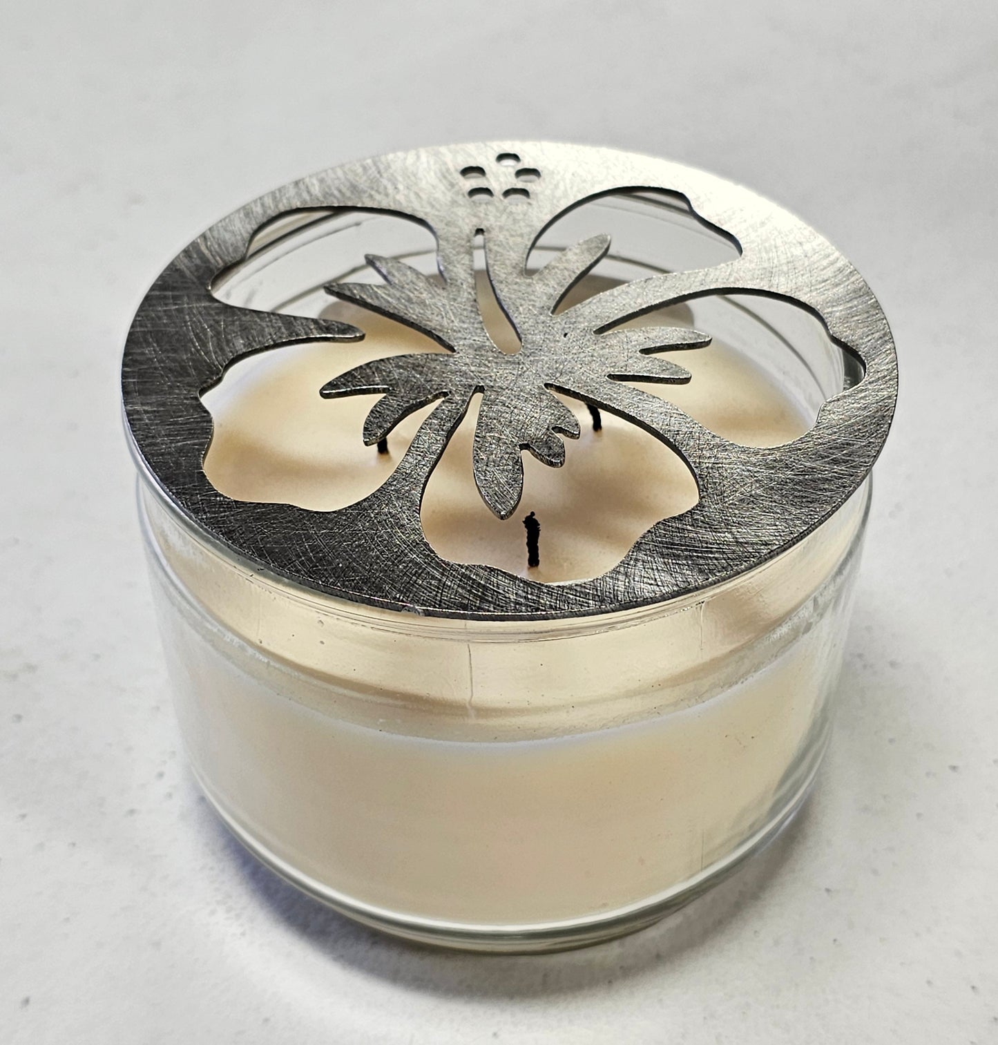 Hibiscus Flower Candle Topper – Floral Metal Candle Lid on Jar Candle, Tropical Home Décor Accessory