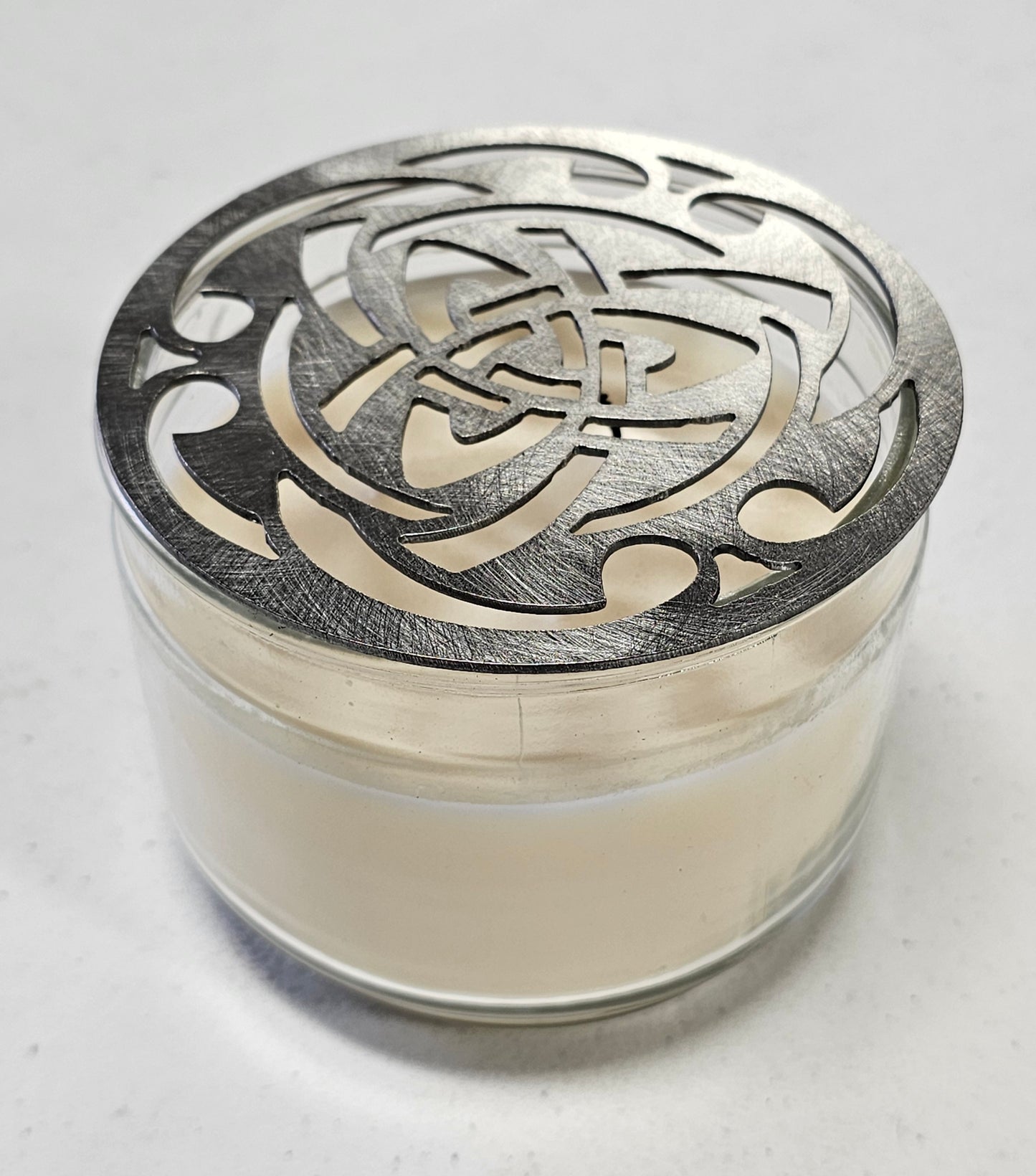 Celtic Candle Topper Lid – Decorative Metal or Black Ceramic Candle Cover, Multiple Sizes, Gift for Candle Lovers