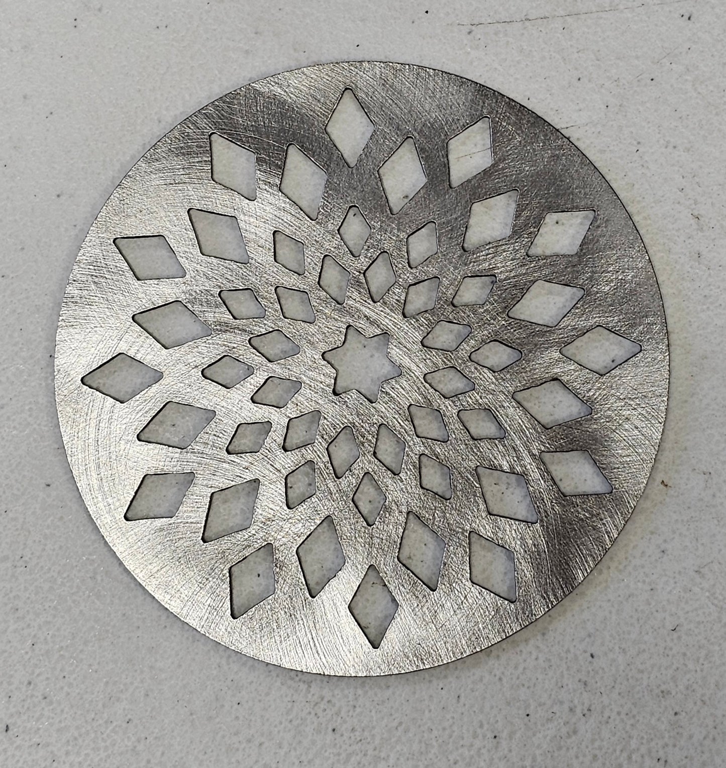 Starburst Candle Topper – Metal Jar Candle Lid Cover, Decorative Candle Accessory
