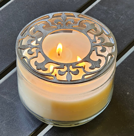 Fleur-de-Lis Candle Topper – Wax-Melt Enhancing Metal Candle Top • Decorative Flame Diffuser for Better Wax Pooling