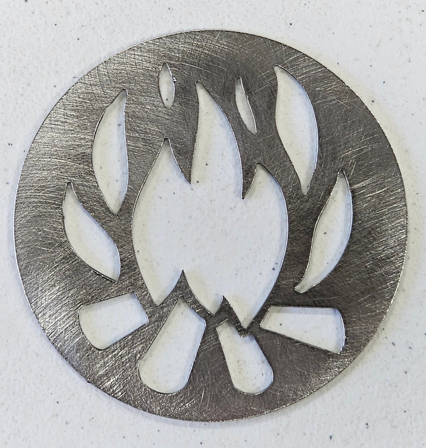 Candle topper accessory for jar candles close up