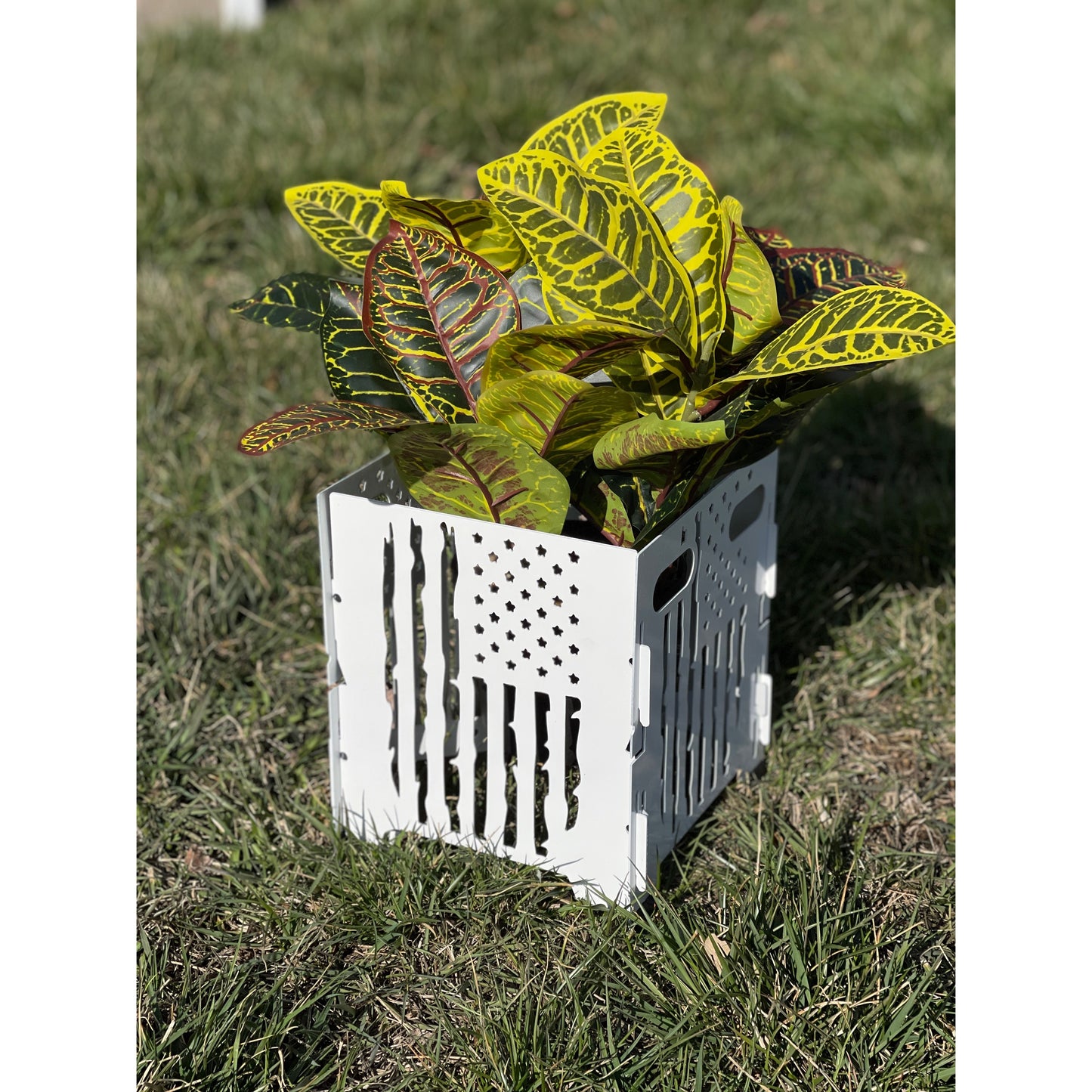 Plant Stands Collapsible Metal 12 1/2"x 12 1/2"x 16" | Multiple Designs & Colors | Space-Saving Décor