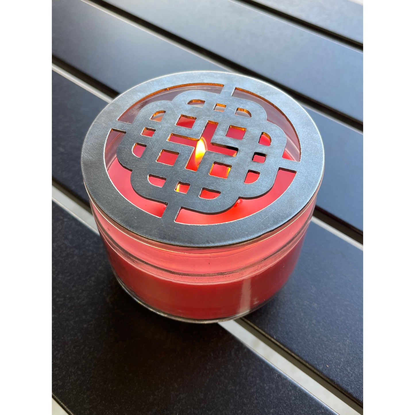 Celtic Knot Metal Candle Topper – Intricate Jar Candle Lid
