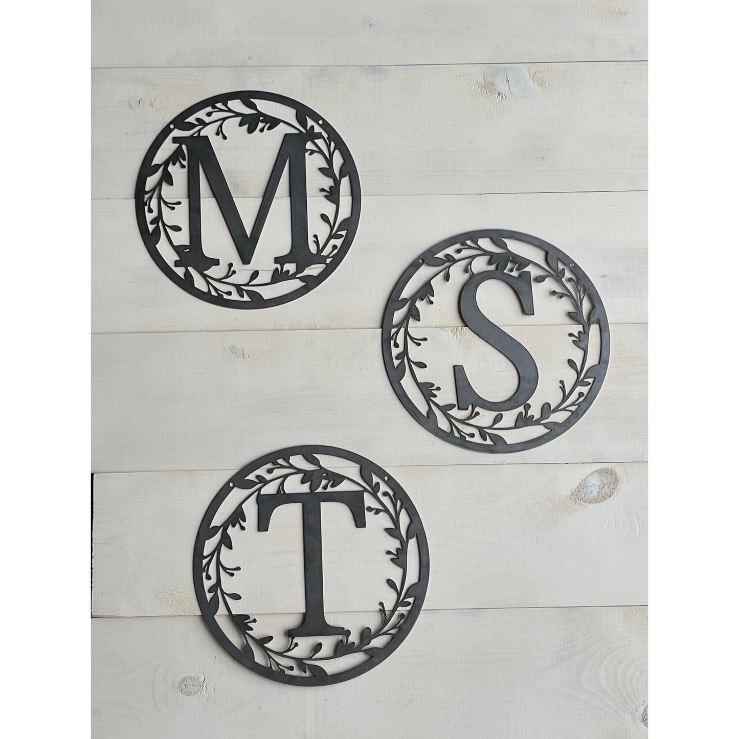 Personalized Monogram Metal Sign 18" – Custom Family Initial Wall Decor