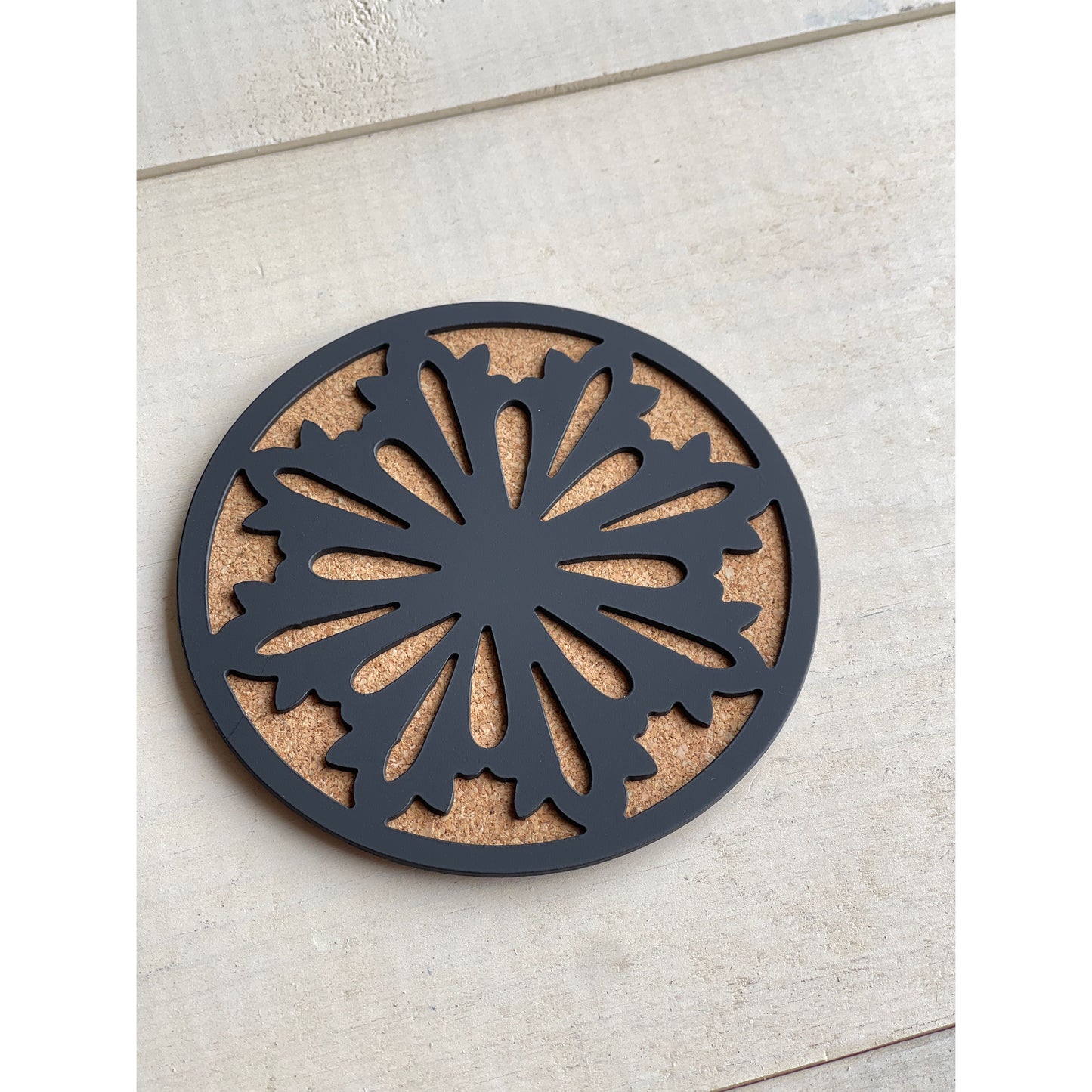 Snowflake Metal Coasters Set of 4 – Winter Drink Coasters for Holiday Decor or Gifts