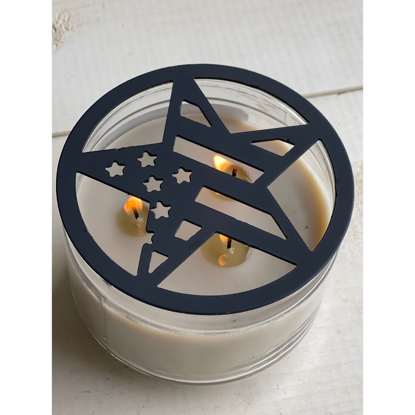 Patriotic Star Flag Candle Topper – Decorative Metal Candle Lid