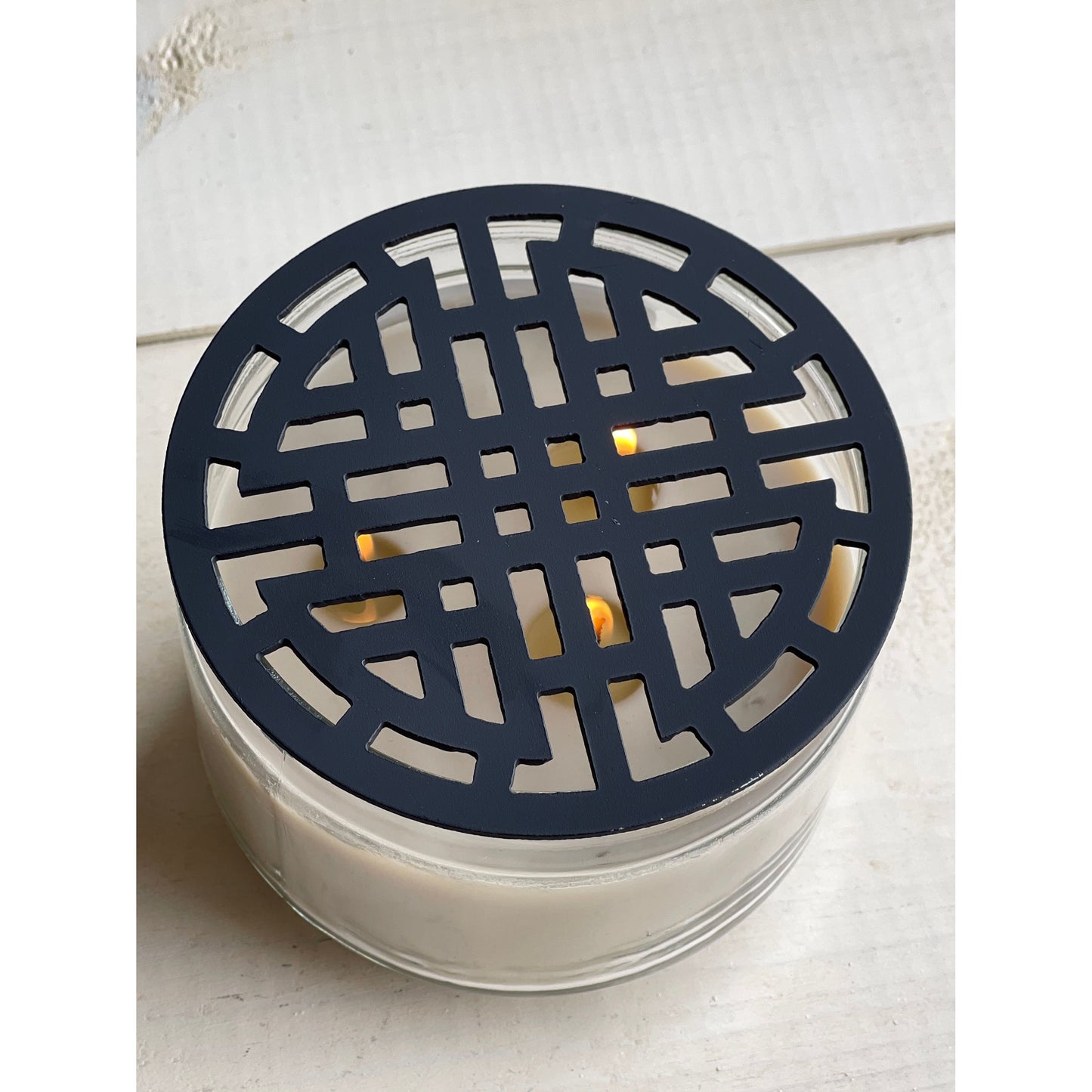 Metal Lace Candle Topper – Elegant Decorative Lid for Jar Candles