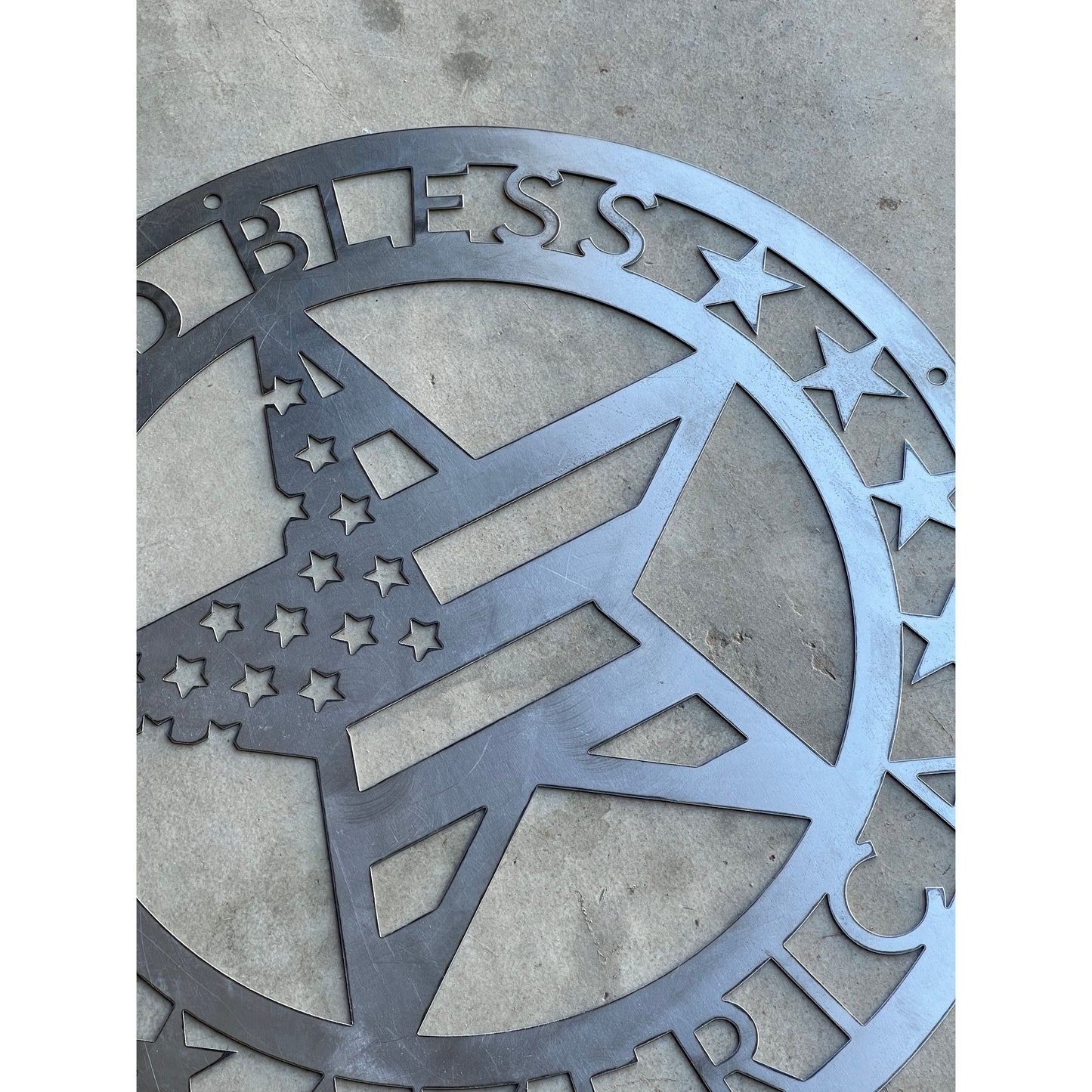 God Bless America Metal Star Sign – Patriotic Wall Decor – Rustic Farmhouse Americana Sign