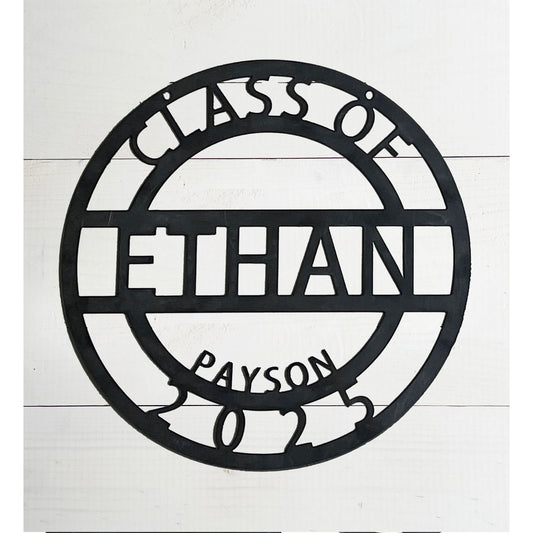 Custom Graduation Metal Sign – Personalized Class of Sign for Yard or Wall