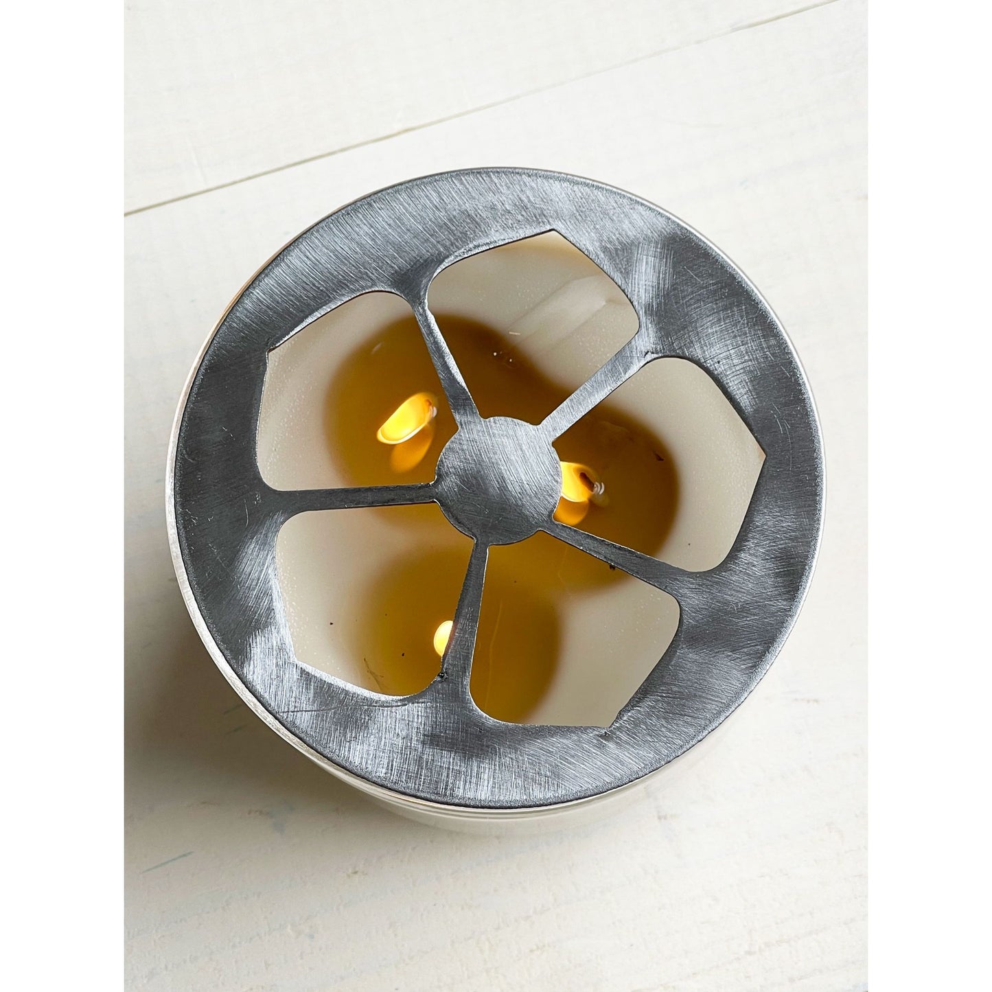 Floral Metal Candle Lid – Decorative Topper for Jar Candles