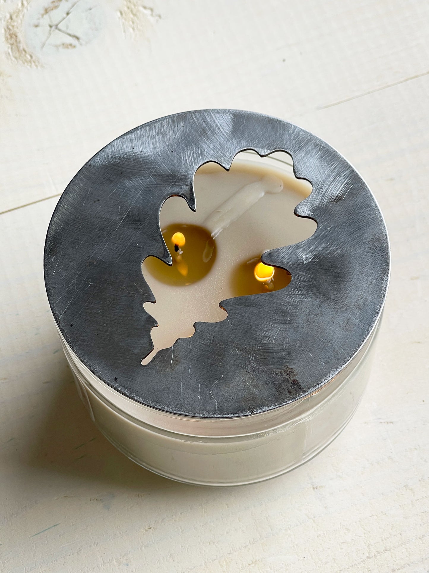 Oak Leaf Metal Candle Topper - 4"