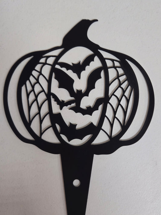 Halloween Pumpkin Bat Garden Stake – Spooky Metal Yard Decoration