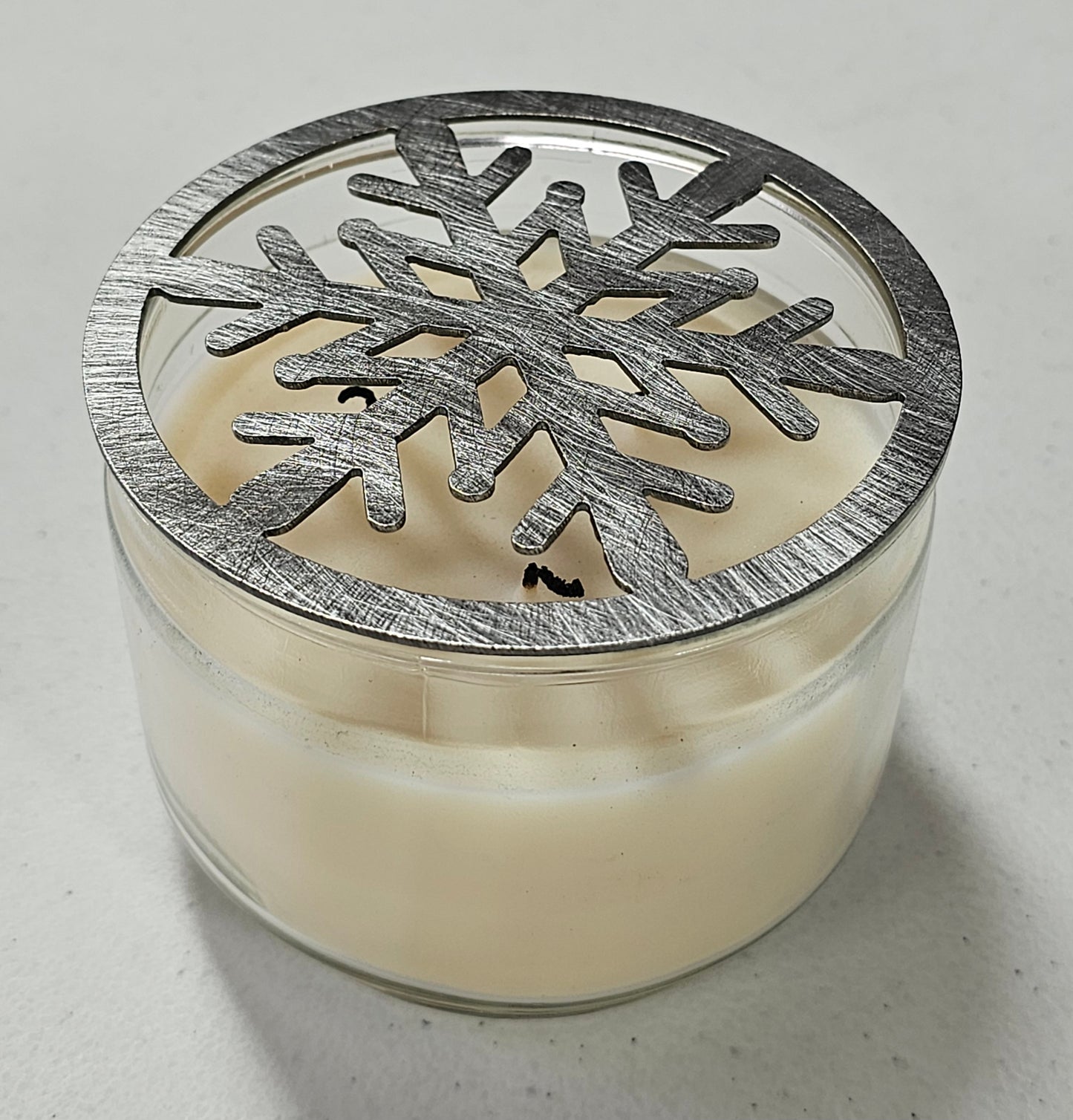 Winter snowflake jar candle accessory