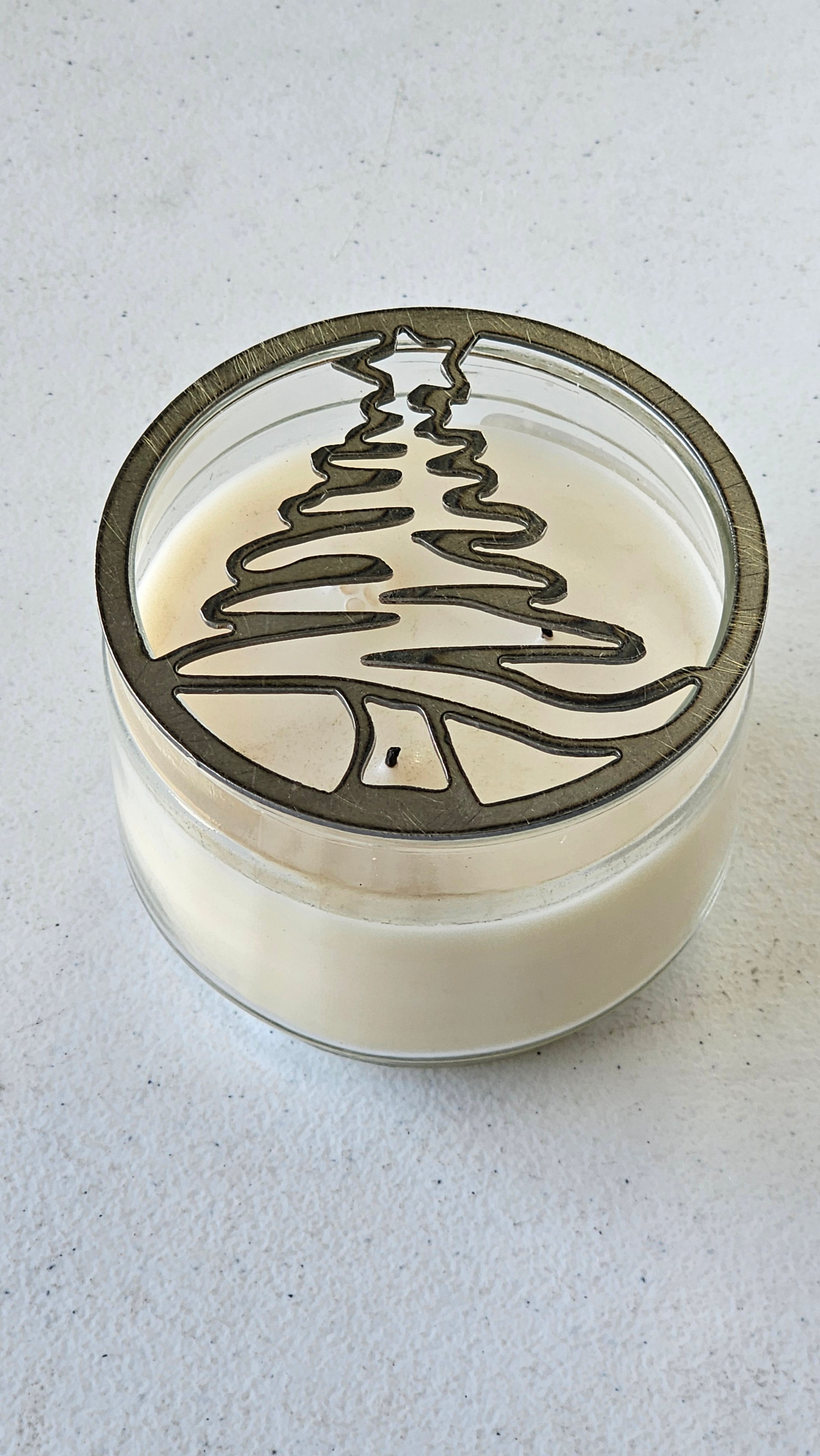 Decorative Christmas tree candle lid