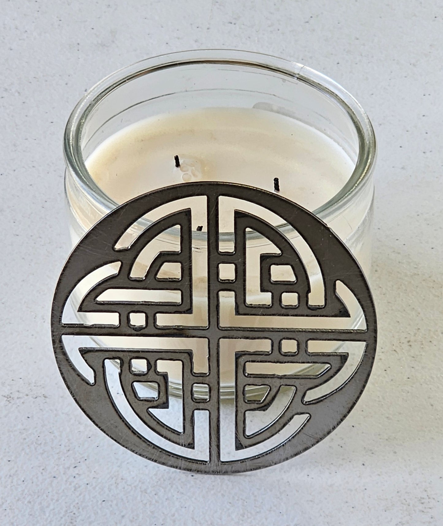 Celtic Blessing Candle Topper – Decorative Metal Celtic Knot Lid for Jar Candles, Irish Spiritual Home Decor Gift