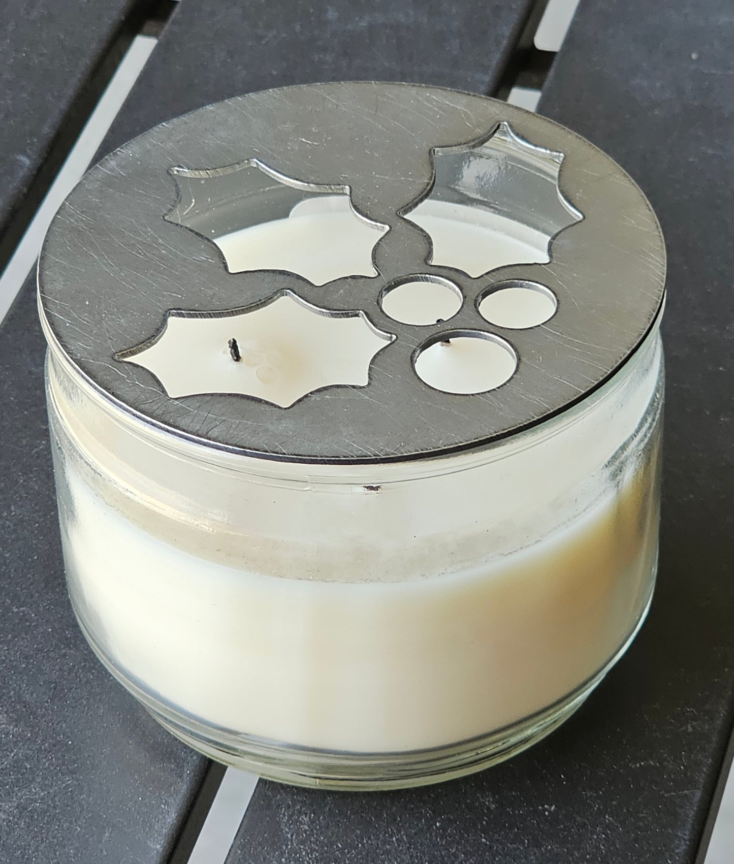 Christmas candle accessory with holly leaf and berry design