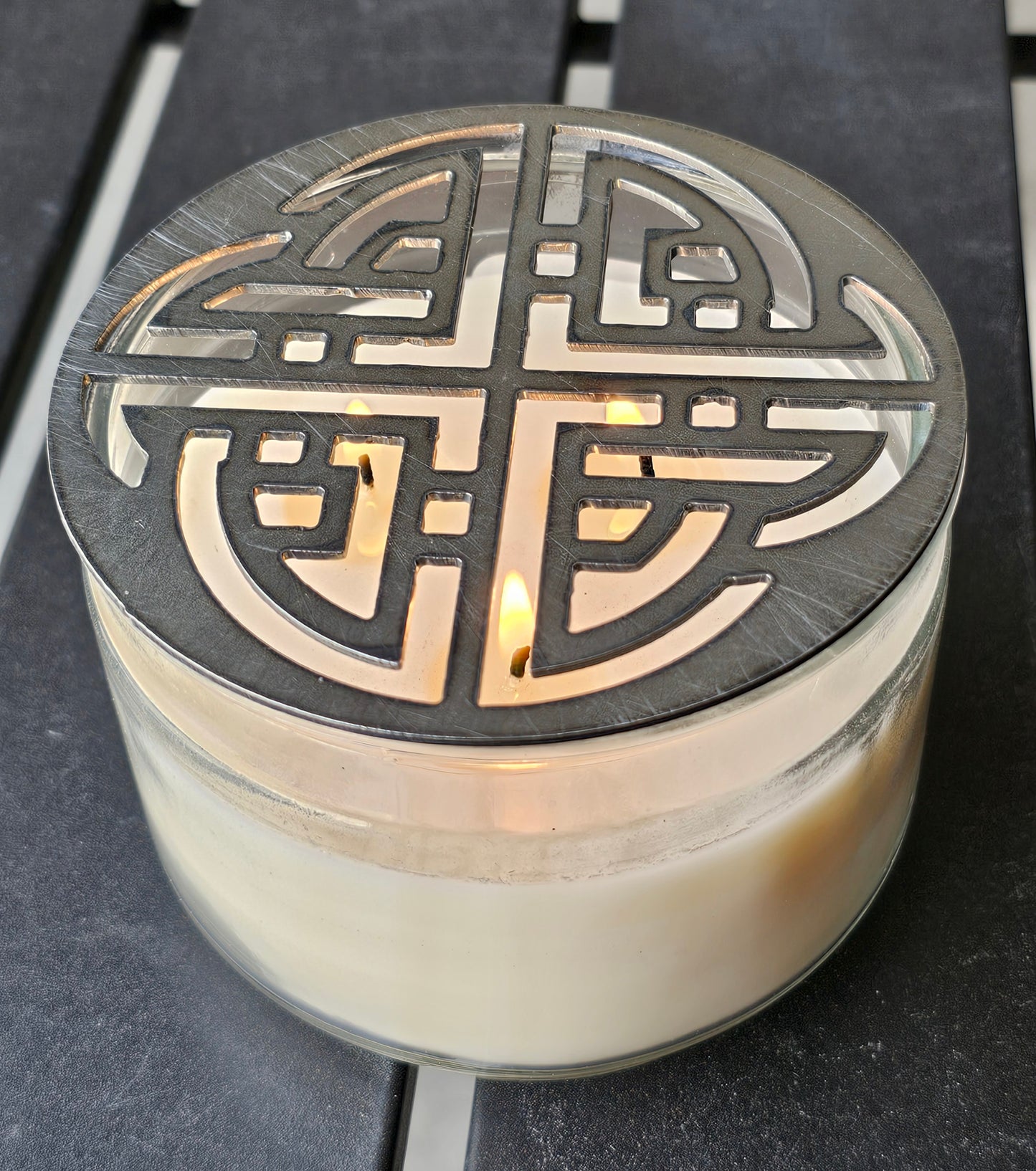 Celtic Blessing Candle Topper – Decorative Metal Celtic Knot Lid for Jar Candles, Irish Spiritual Home Decor Gift