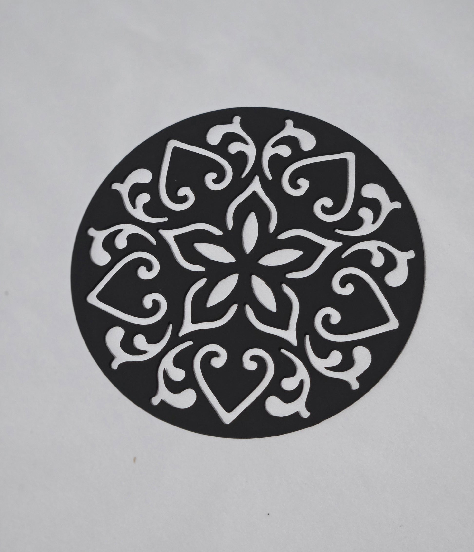 Decorative floral metal candle topper
