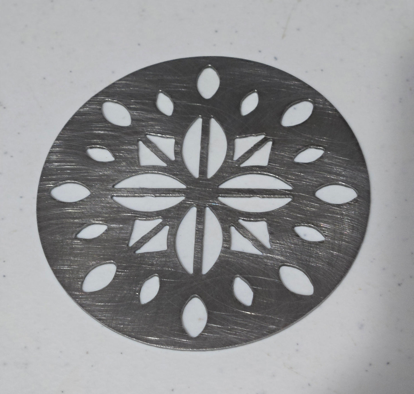 Luna Bloom Candle Topper – Floral Metal Candle Lid for Jar Candles