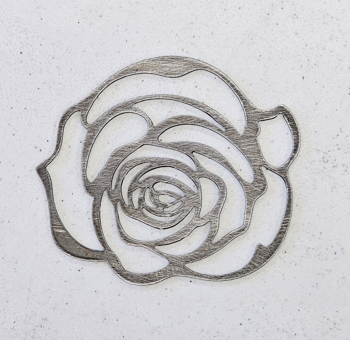 Ember Rose Candle Topper – Floral Metal Decorative Lid