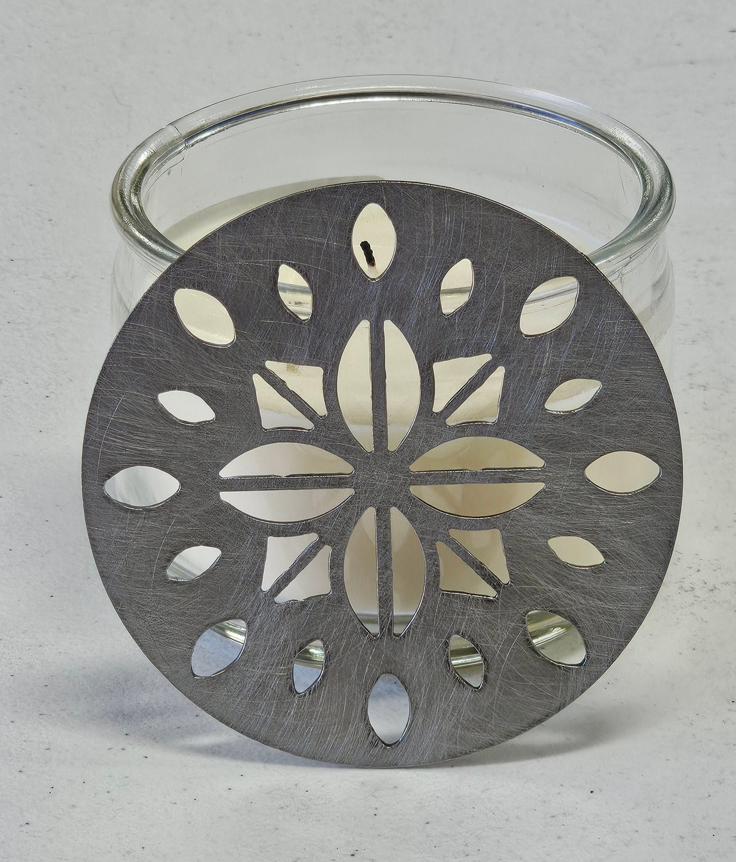 Luna Bloom Candle Topper – Floral Metal Candle Lid for Jar Candles
