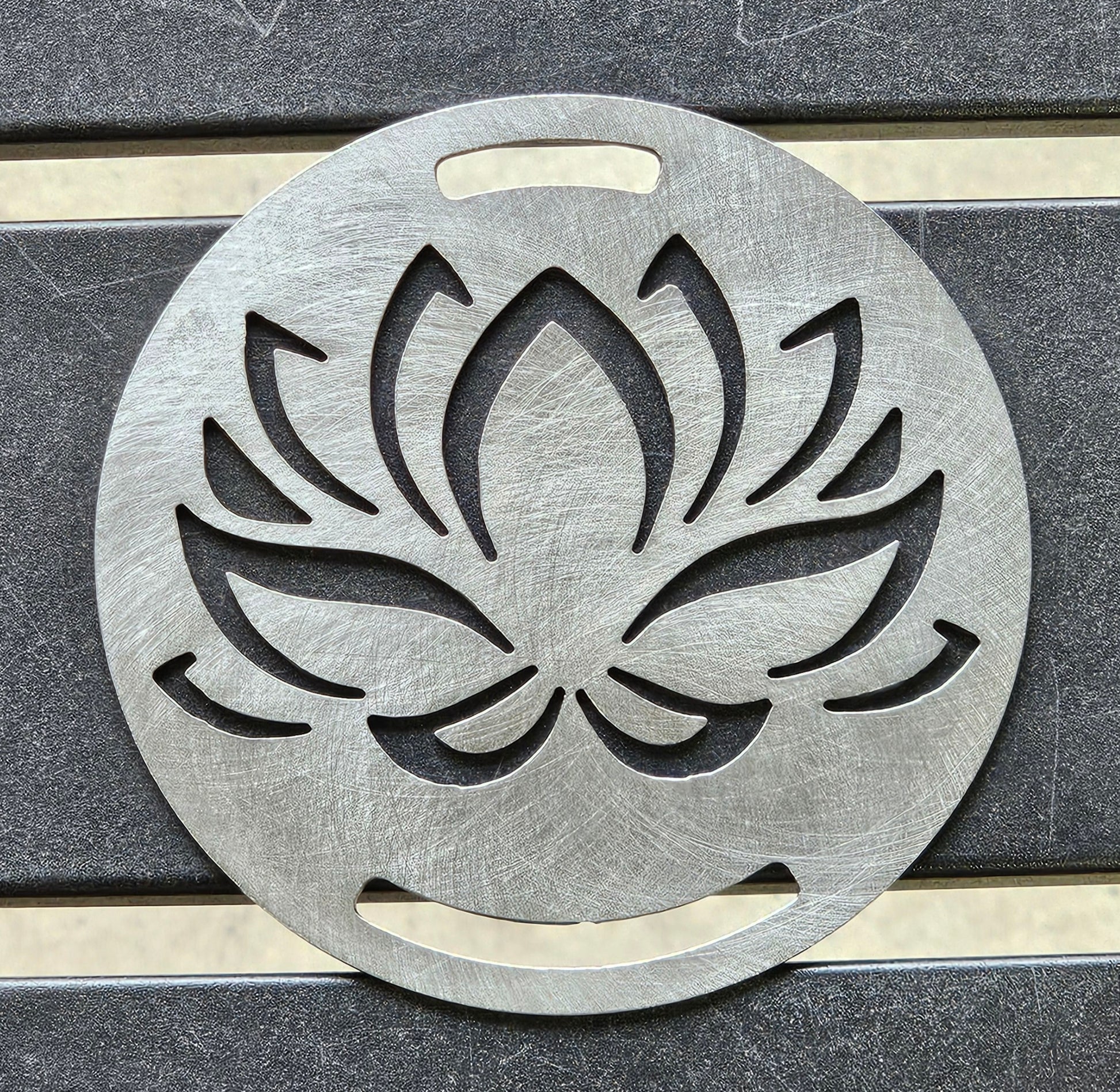 Metal candle topper for jar candles lotus flower