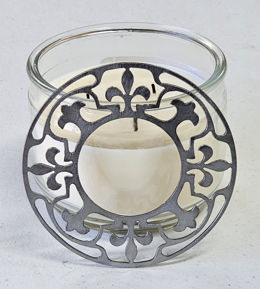 Fleur-de-Lis Candle Topper – Wax-Melt Enhancing Metal Candle Top • Decorative Flame Diffuser for Better Wax Pooling
