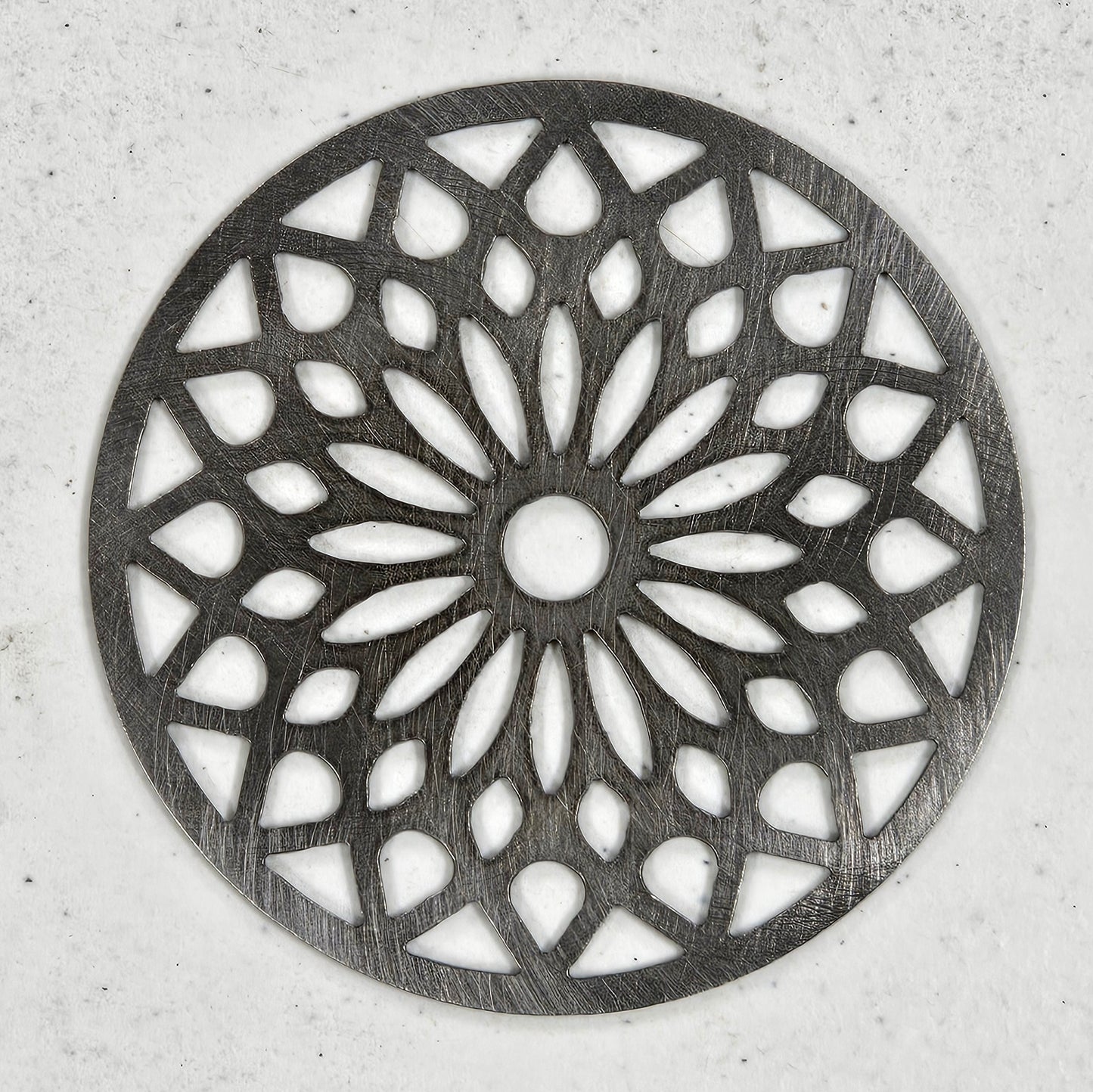 Candle flame diffuser topper close up