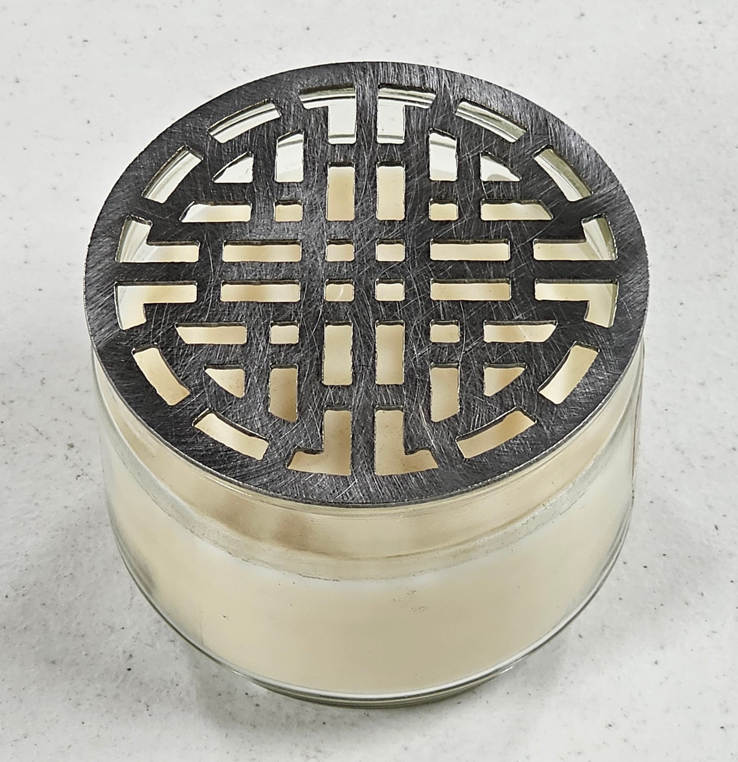 Metal Lace Candle Topper – Elegant Decorative Lid for Jar Candles