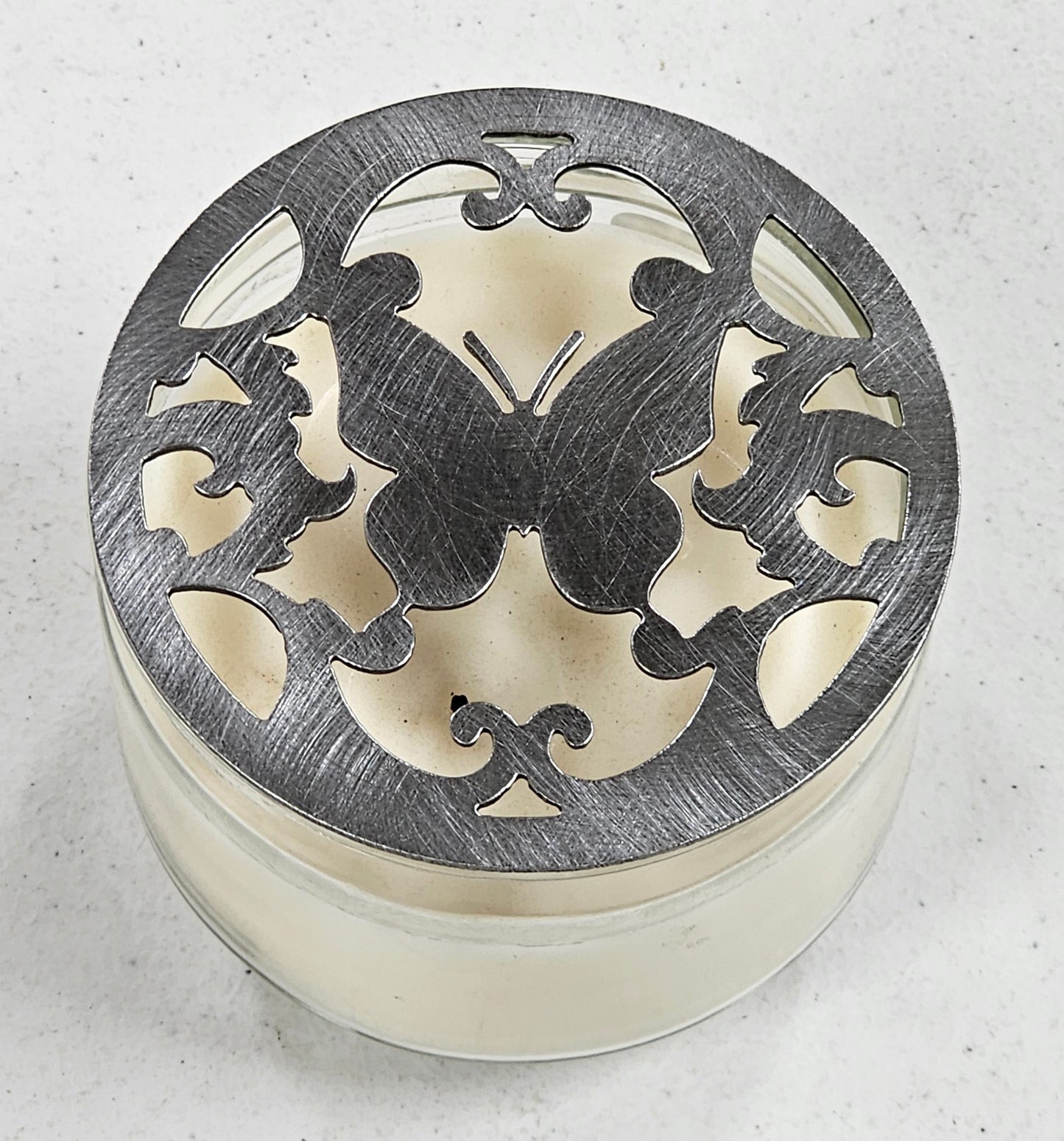 Elegant Butterfly Metal Candle Topper – Decorative Jar Candle Lid