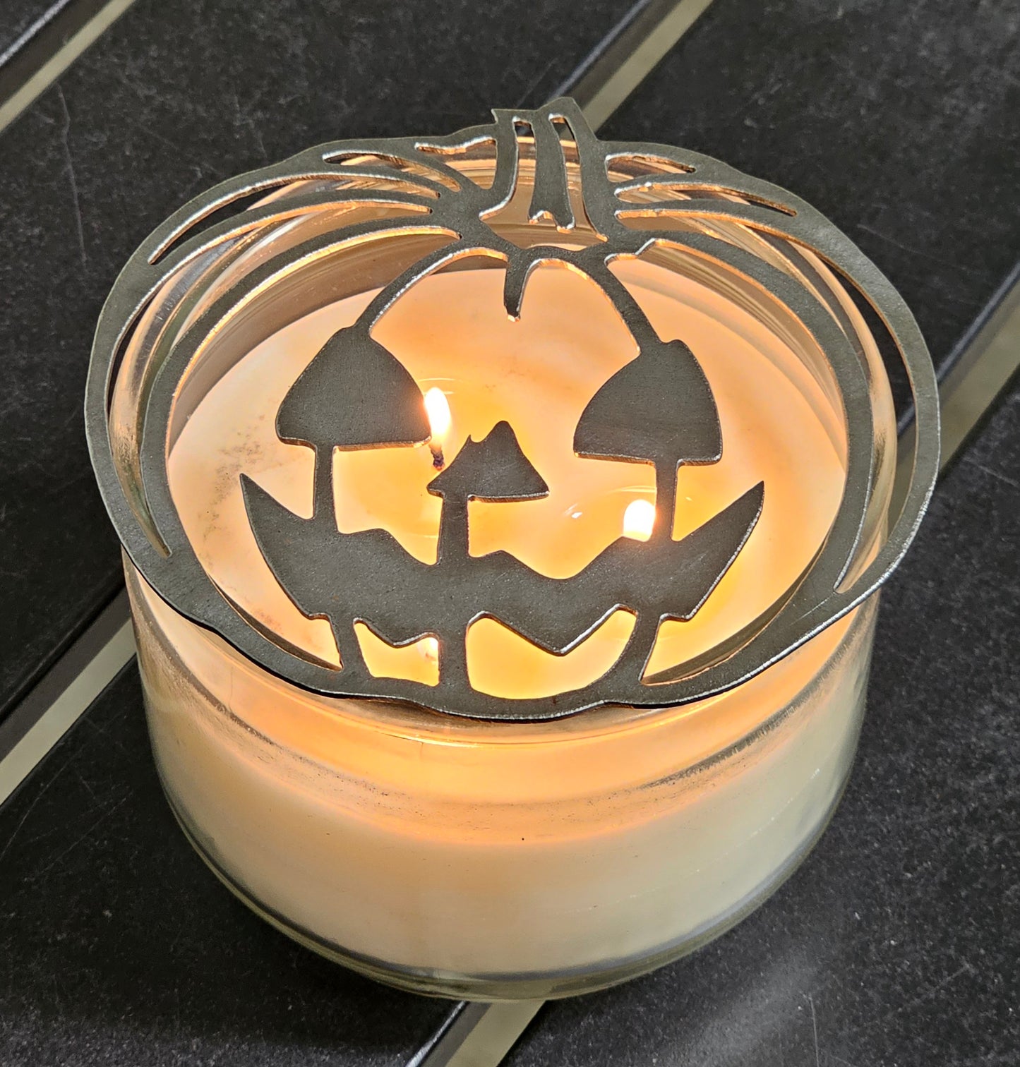 Jack O’ Lantern Candle Topper – Halloween Pumpkin Metal Jar Candle Lid to Prevent Tunneling & Promote Even Burn