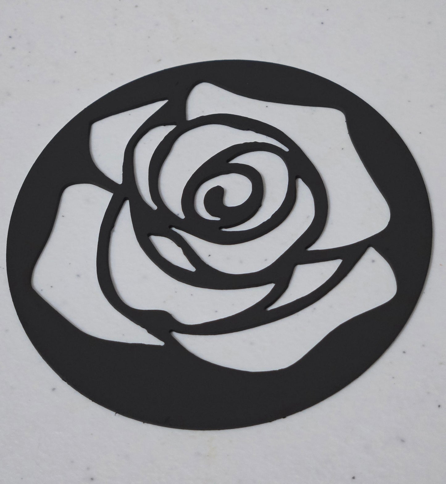 Elegant Rose Candle Topper – Metal Candle Lid for Even Burn – Prevents Tunneling – Floral Jar Candle Cover – Unique Wedding & Home Decor