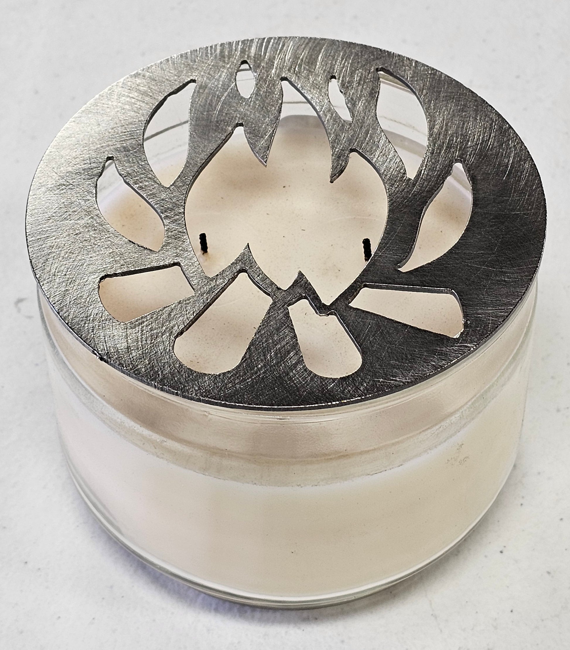 Candle topper accessory for jar candles close up