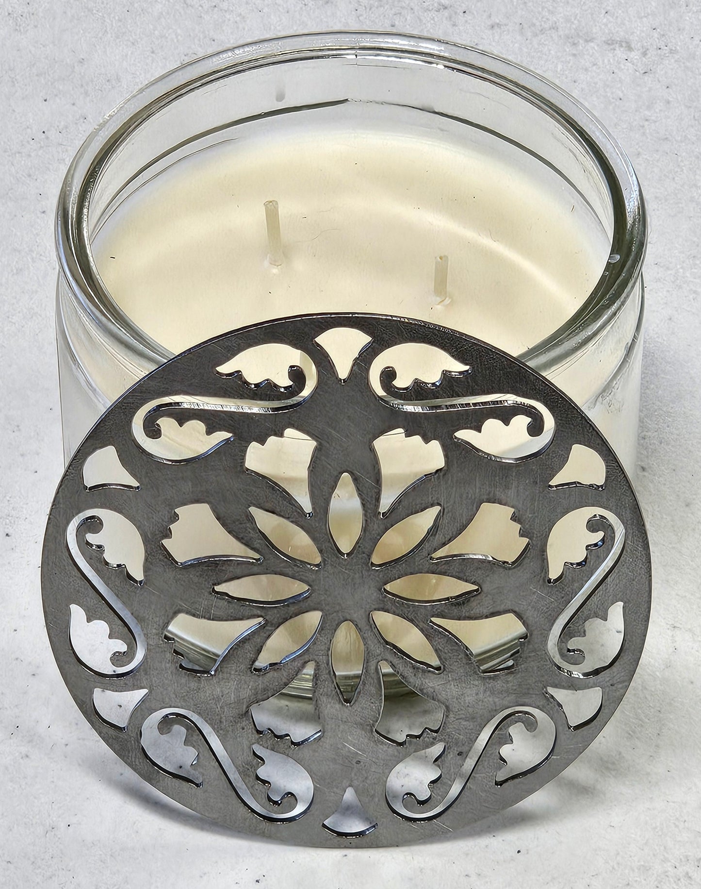 Floral Filigree Candle Topper, Metal Candle Lid, Elegant Flower Design Candle Accessory