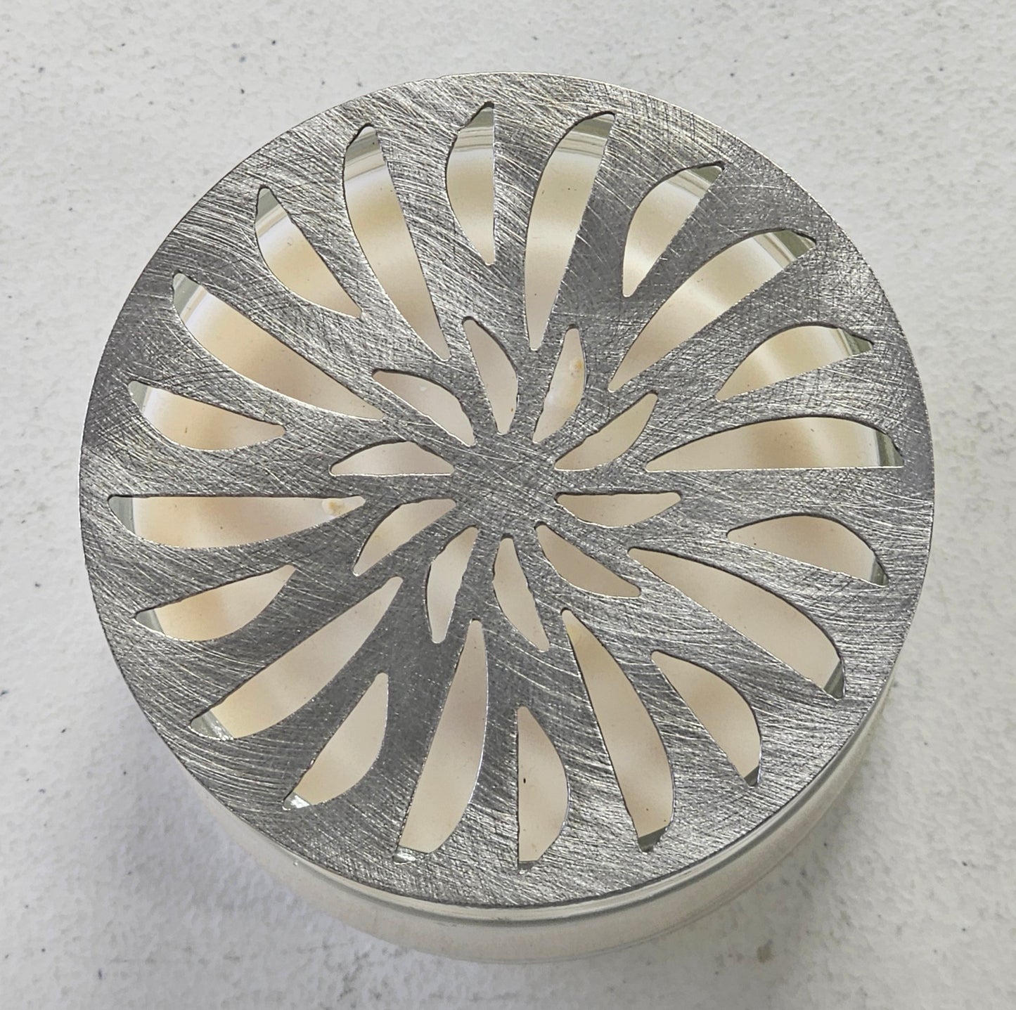 candle topper improving candle burn airflow