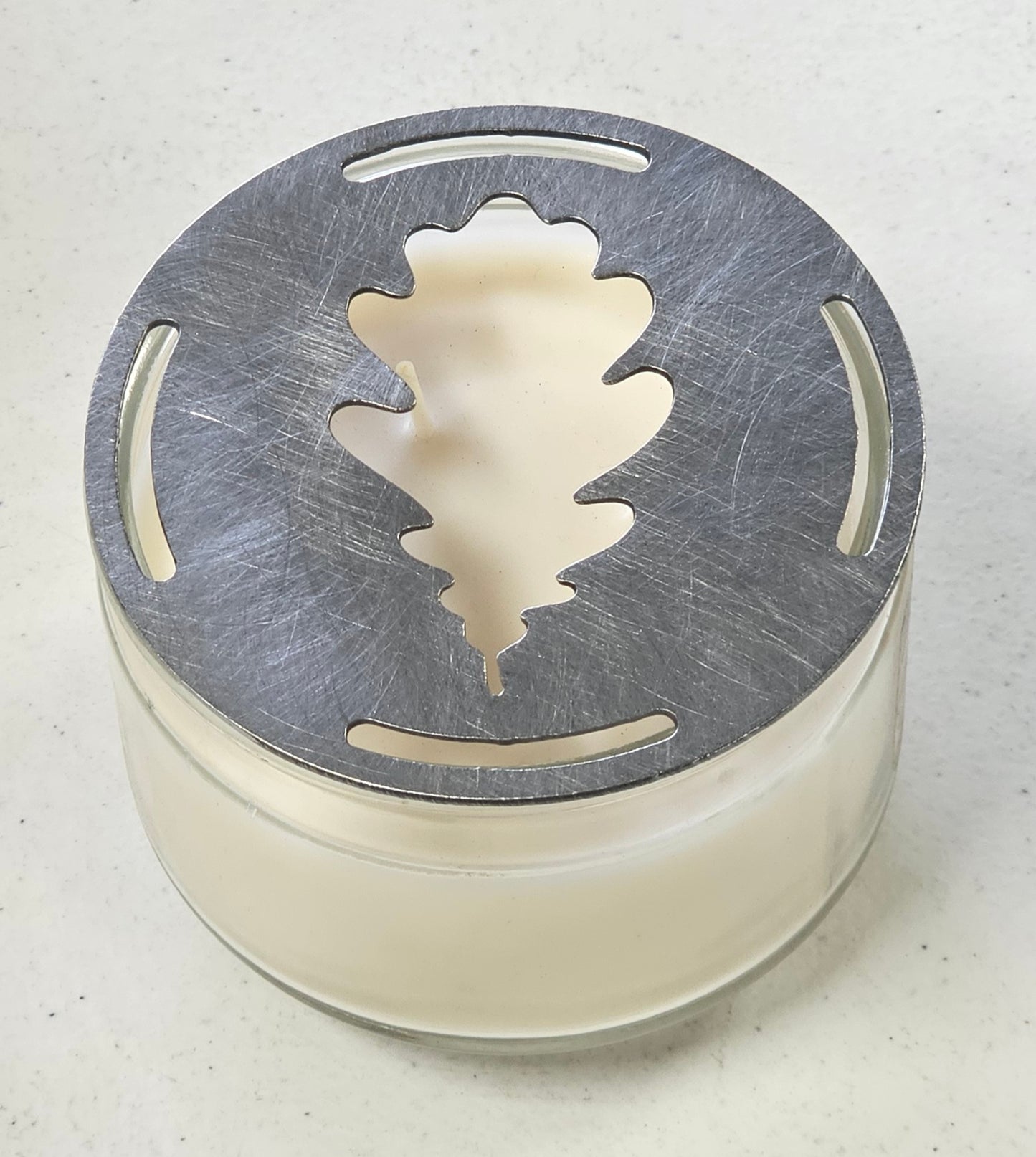 Oak Leaf Candle Topper - Rustic Metal Candle Lid for Jar Candles, Fall & Woodland Home Decor, Decorative Metal Candle Topper