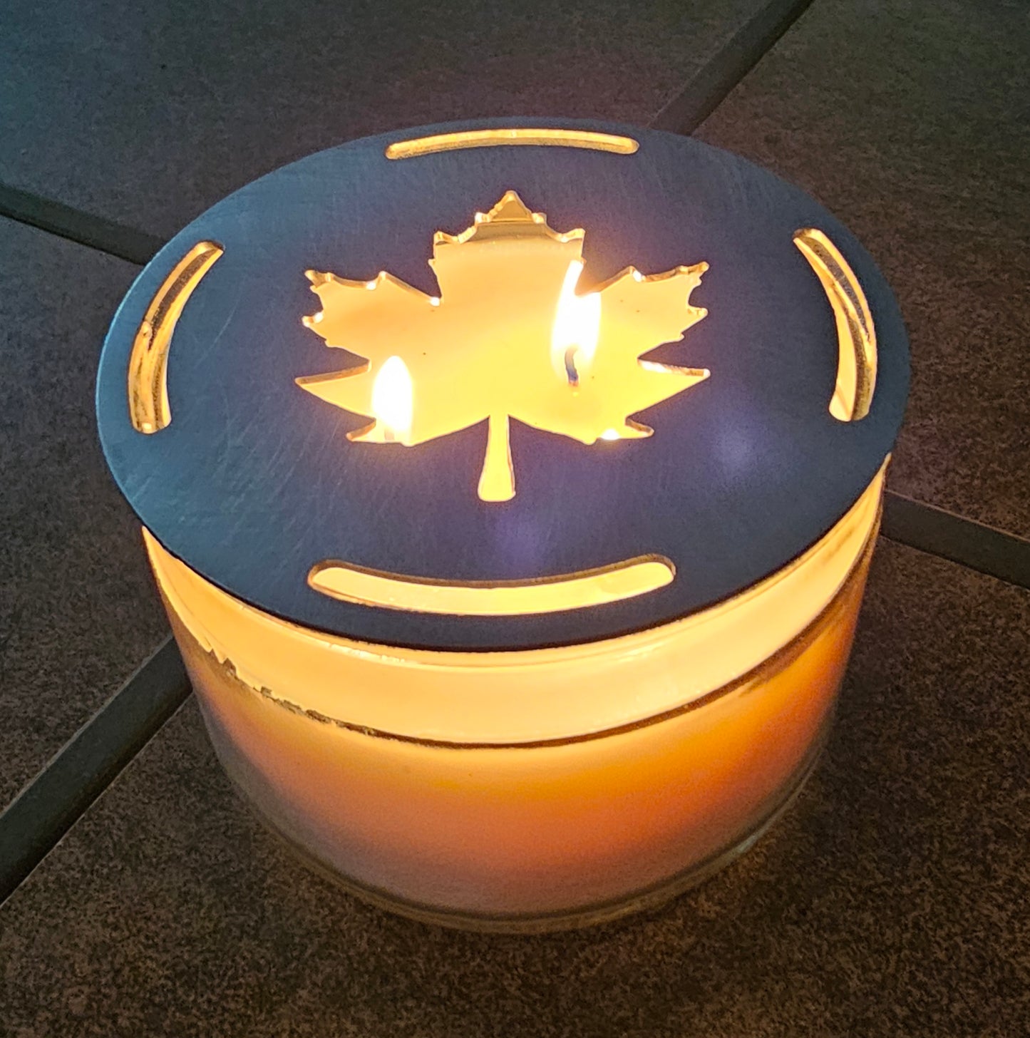 Maple Leaf Metal Candle Topper – Fall Candle Lid for Even Burn, Autumn Candle Accessory, Prevents Tunneling, Maple Leaf Jar Candle Cover
